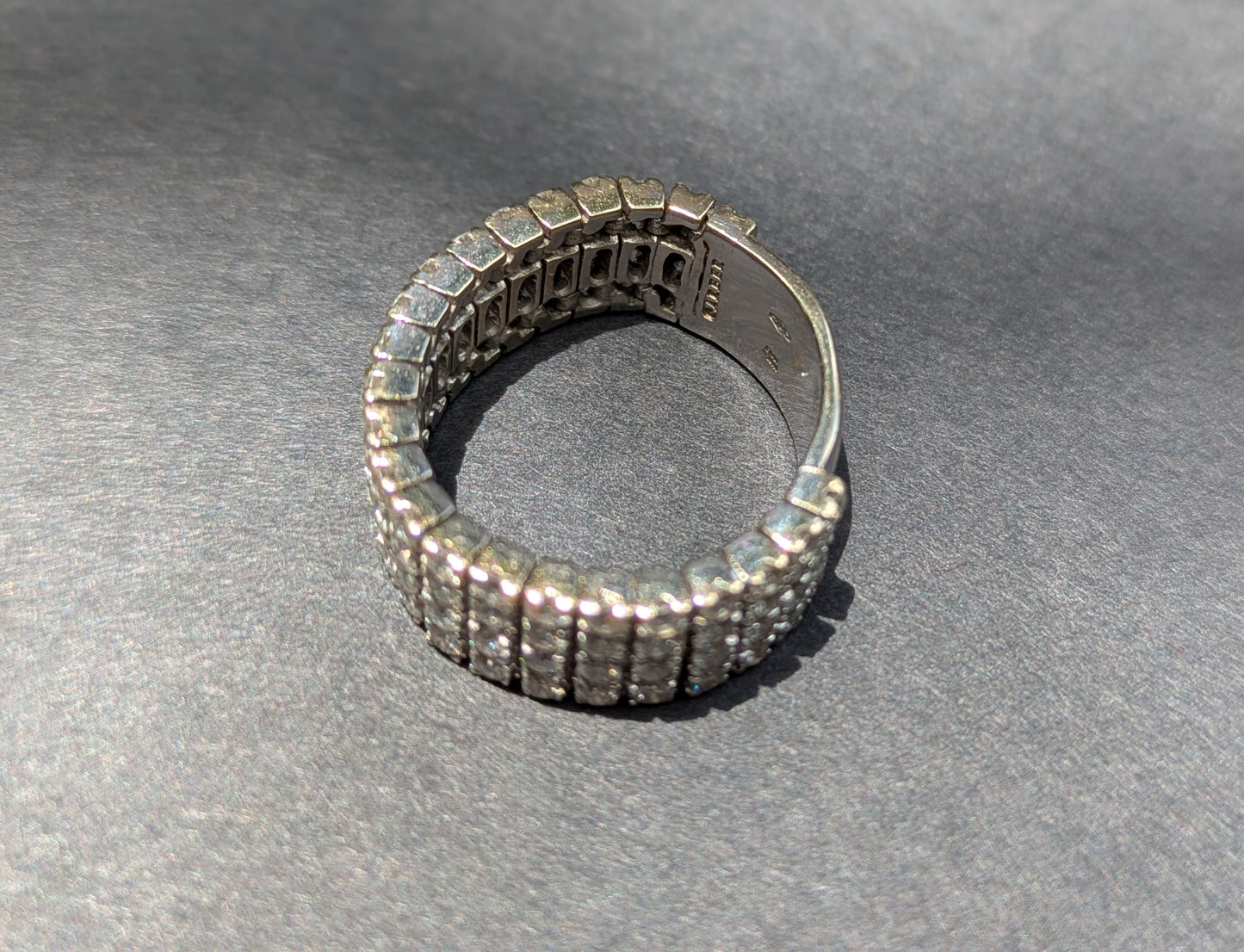 Sydney Garber 4 Row Flexible Diamond Ring White Gold 18kt