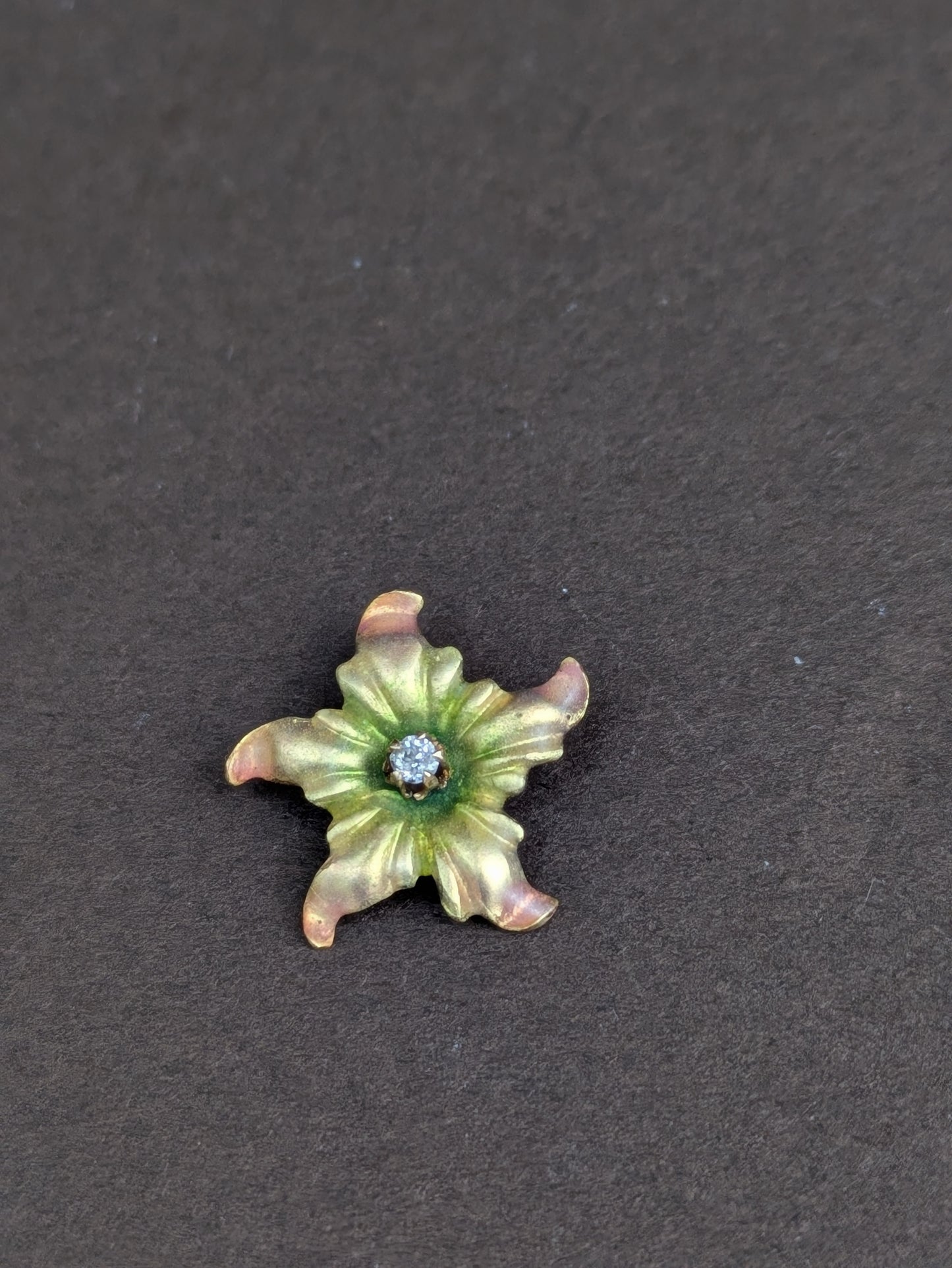 10kt Enamel & Diamond Flower