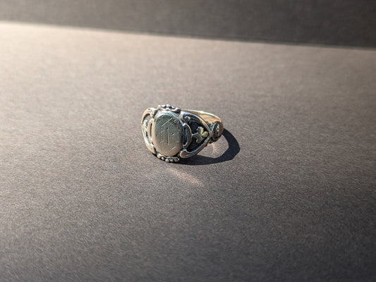 10kt American Signet Ring