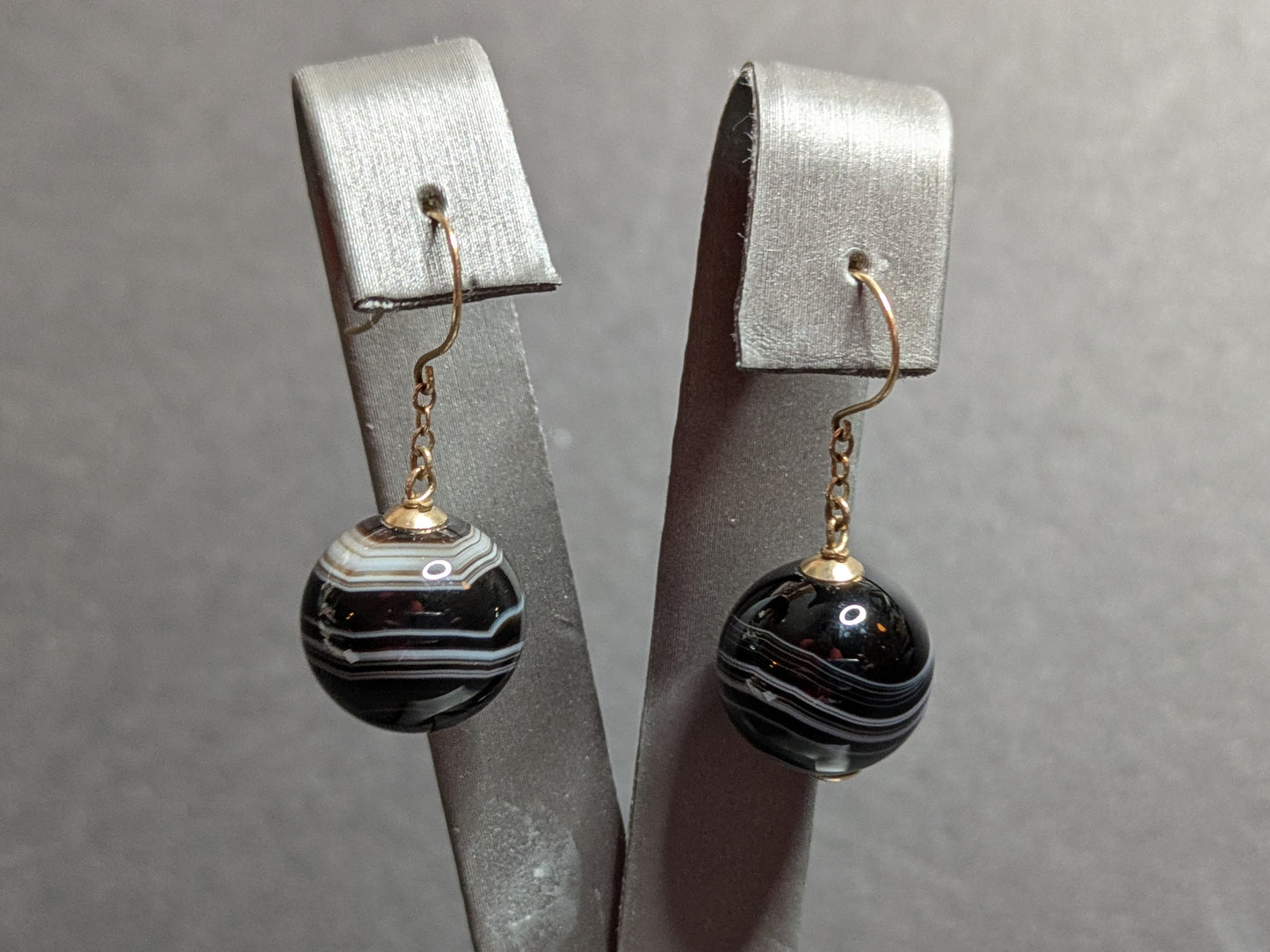 English Banded Agate 9kt Earrings