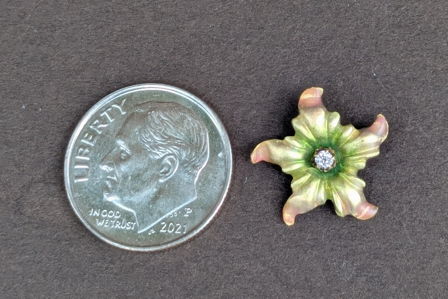 10kt Enamel & Diamond Flower