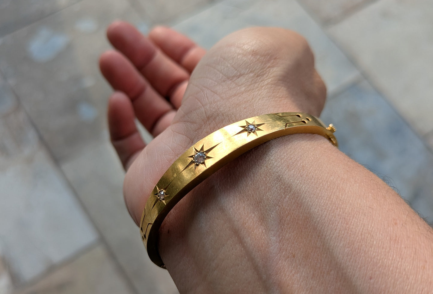 18kt Bangle Bracelet with Star Set Diamonds