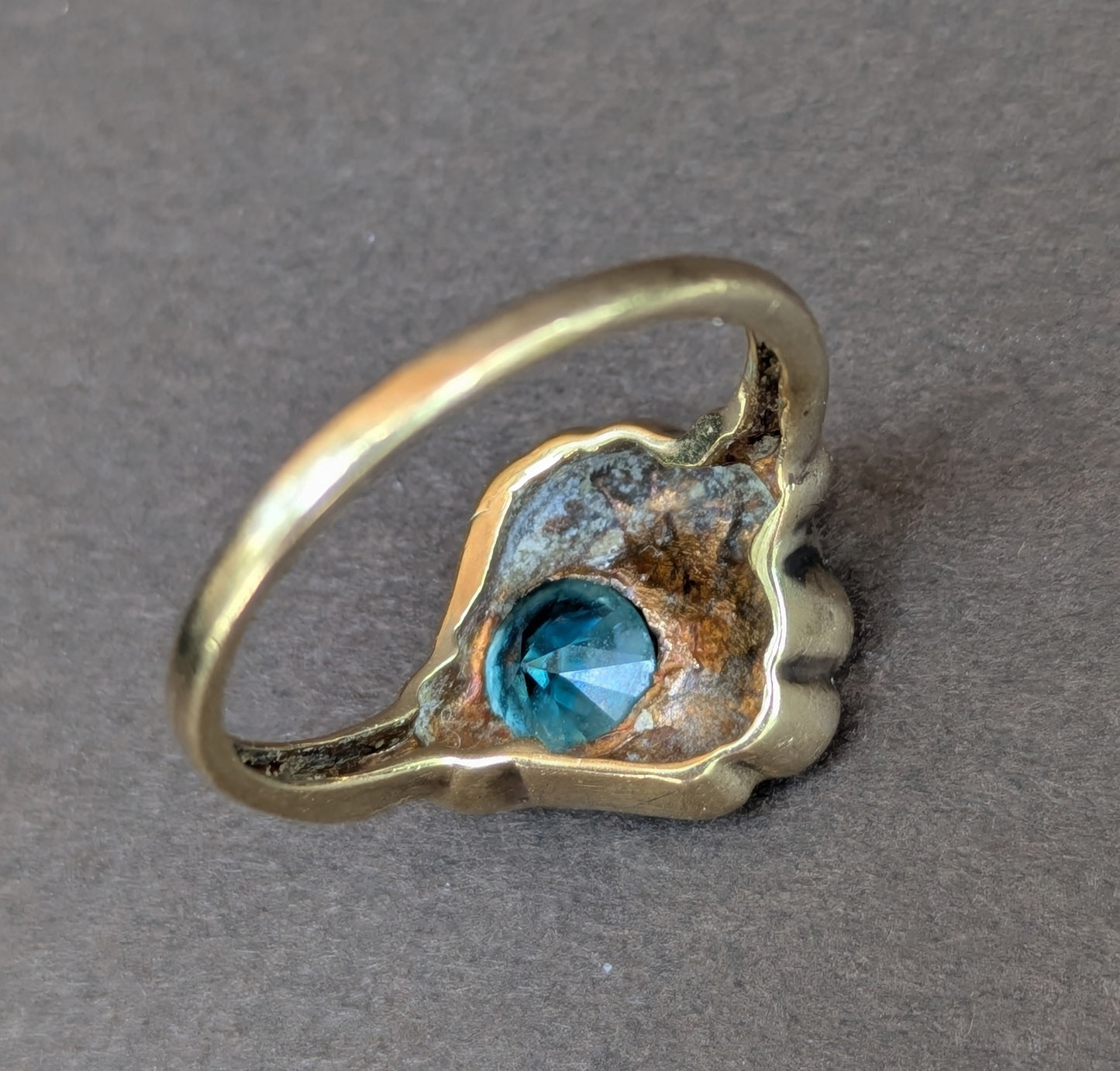 10k Two Tone Depression Era Ring with Blue Zircon