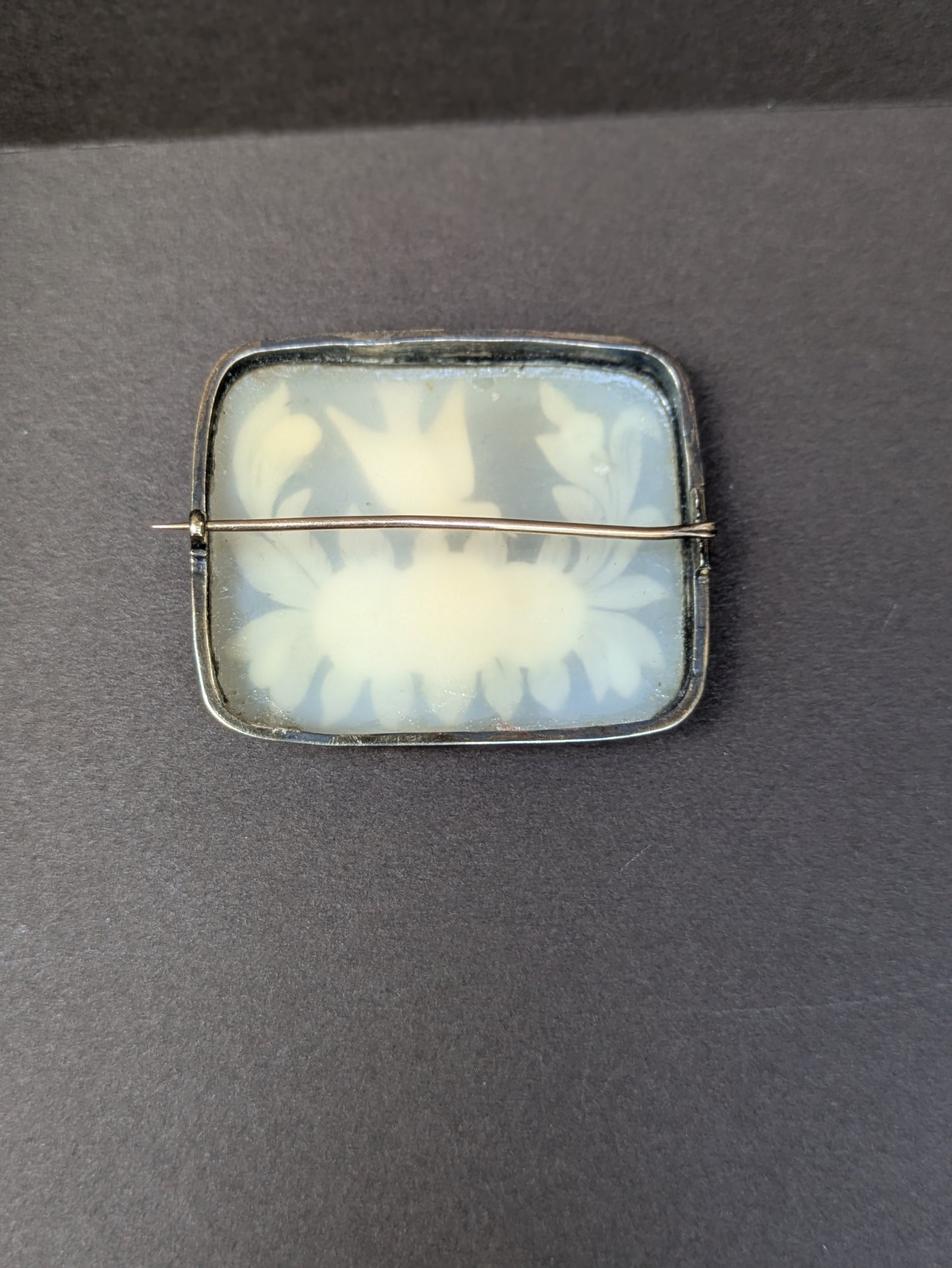 9kt Shell Cameo With Dove And Flowers
