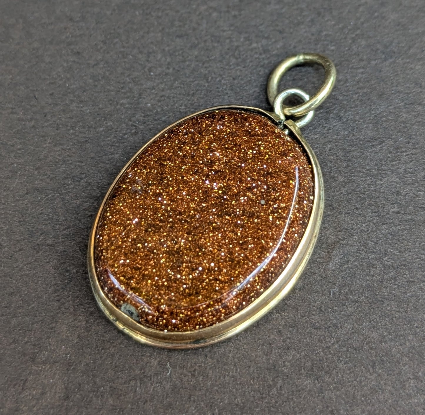 Vintage 14kt Oval Goldstone Pendant