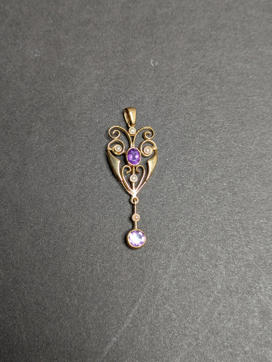 9k Amethyst and Pearl Pendant