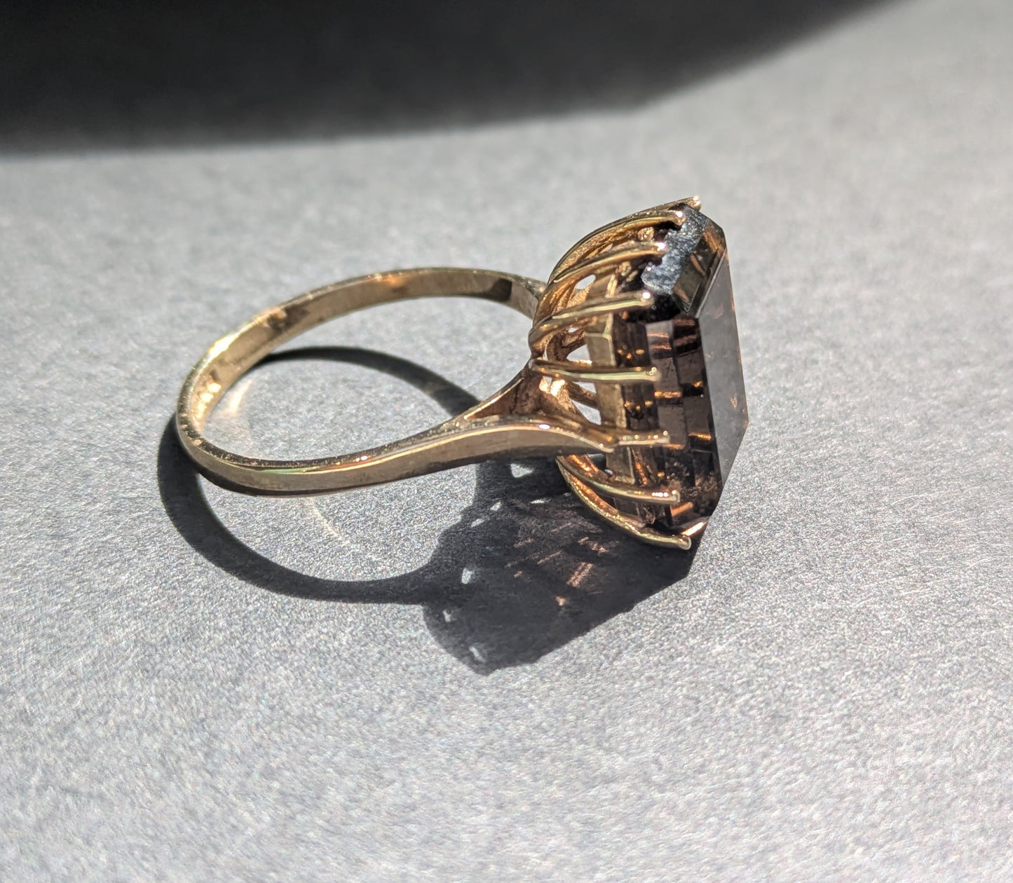 9kt English Smokey Quartz Ring