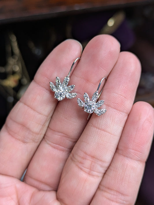 14kt White Gold Diamond Earrings