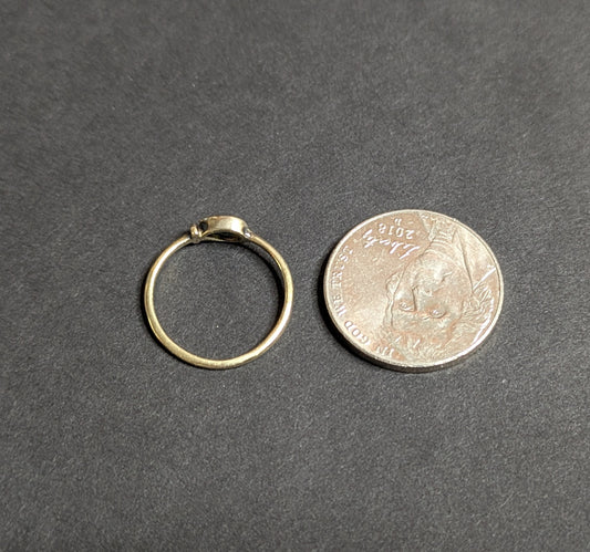 9kt Sapphire Ring