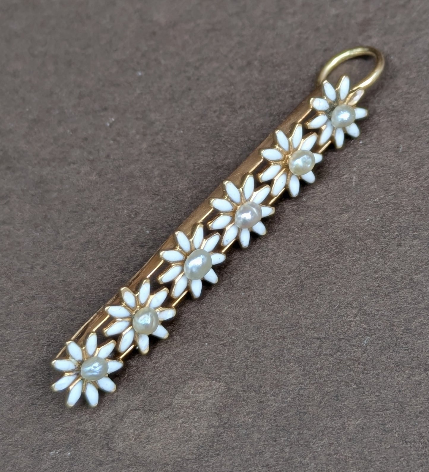 14kt White Enamel Daisy with Pearl Pendant