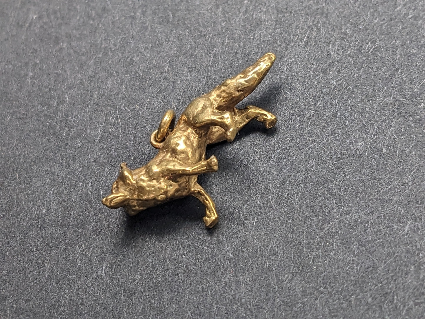 14k Fox charm