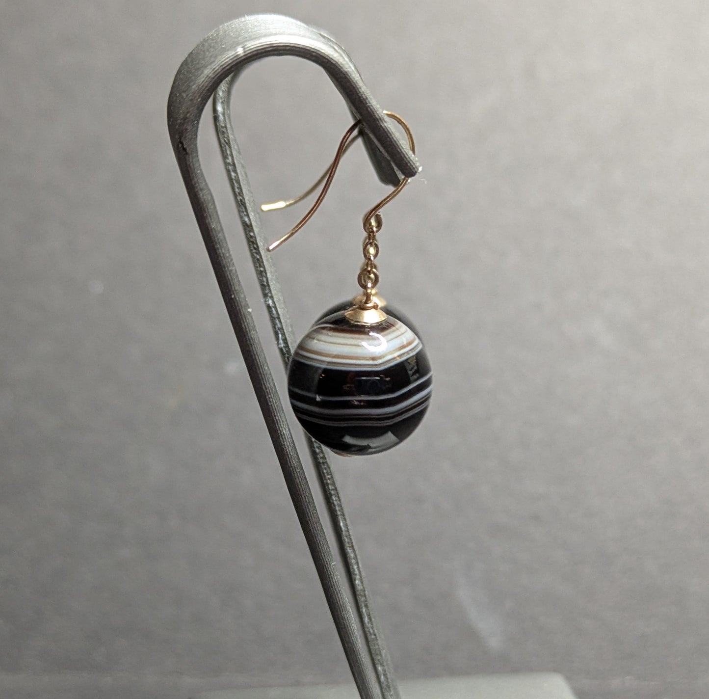 English Banded Agate 9kt Earrings