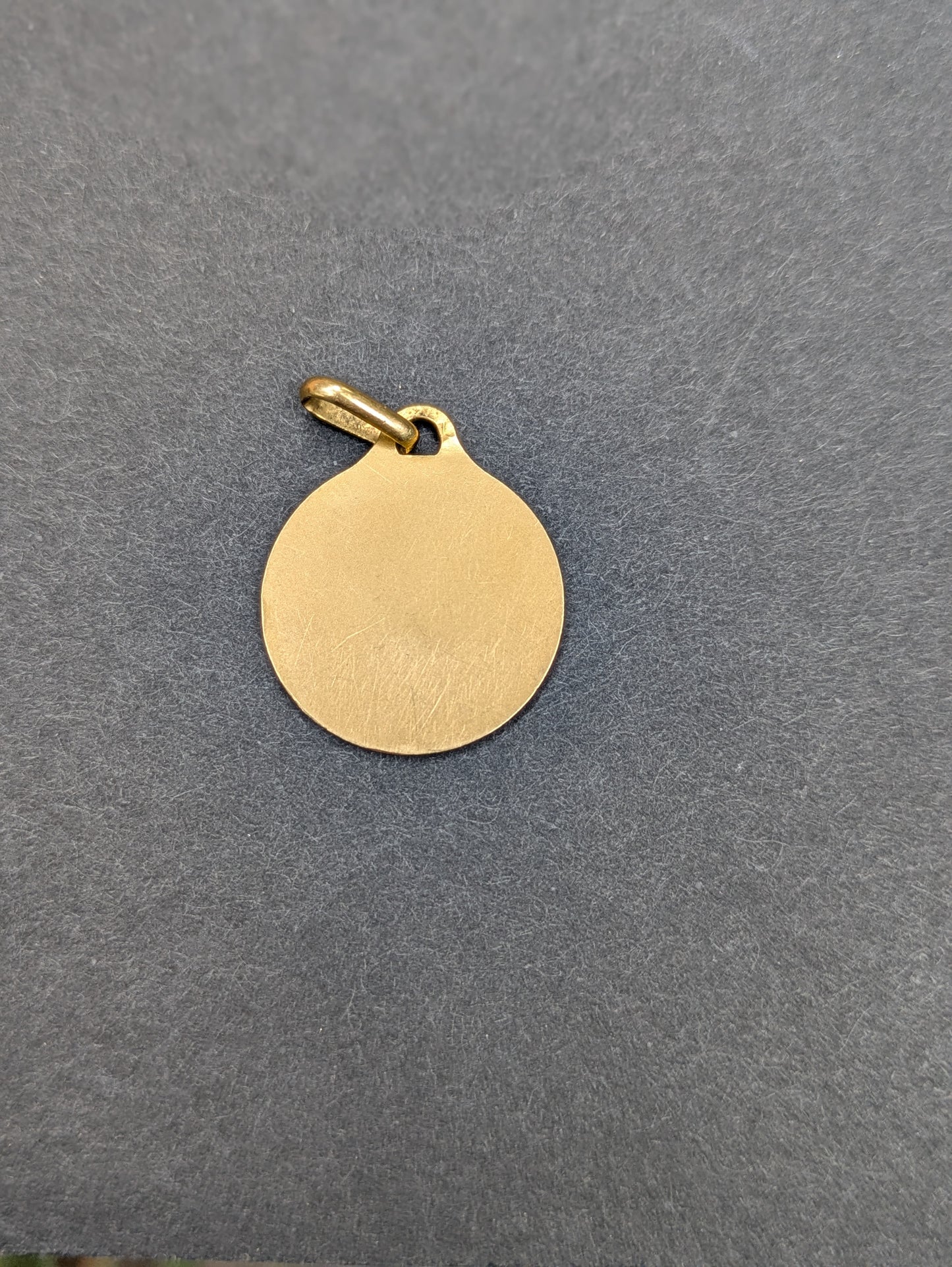 Augis Medal "Qu'hier" Pendant 18kt French set with Diamonds and Rubies