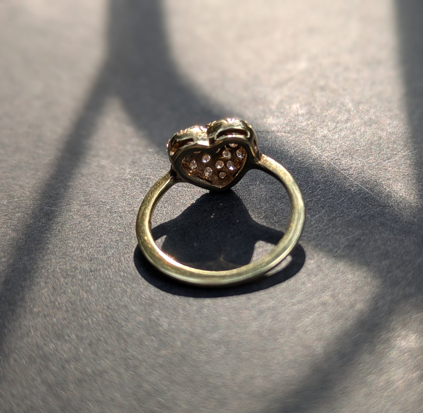 14kt Diamond Heart Ring