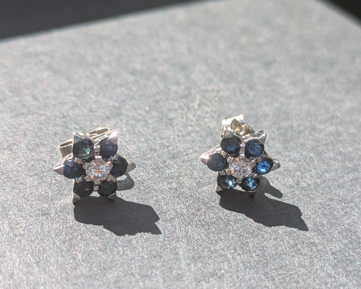 White Gold 18kt Diamond Cluster Earrings