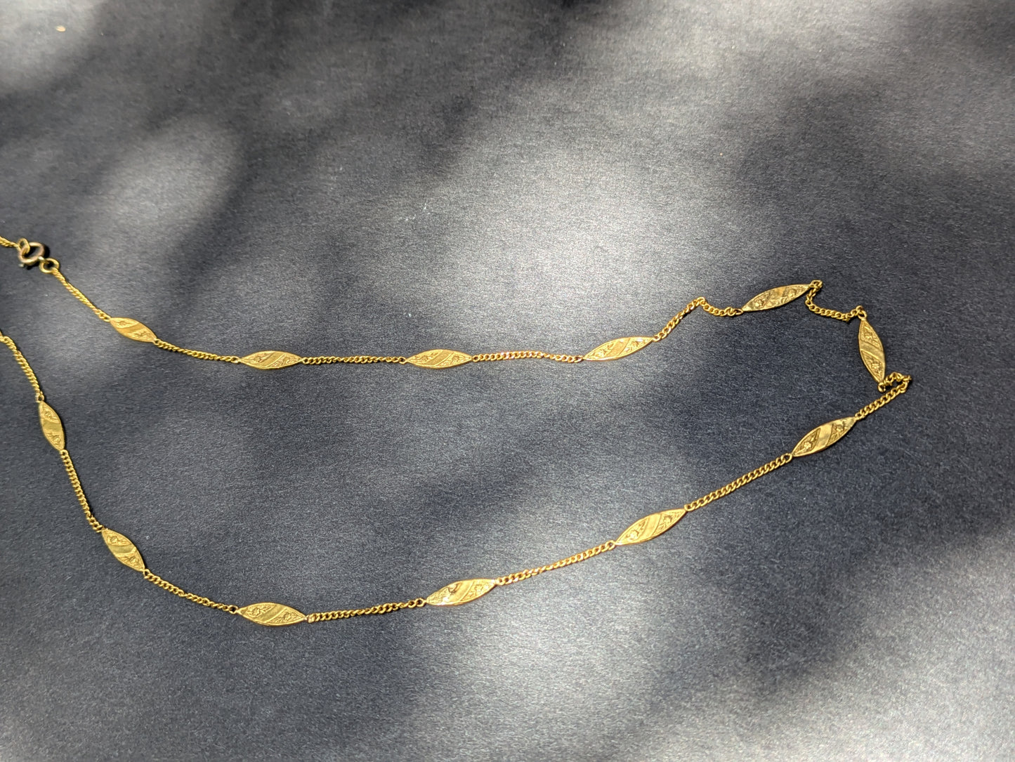 23k Floral Detail Chain