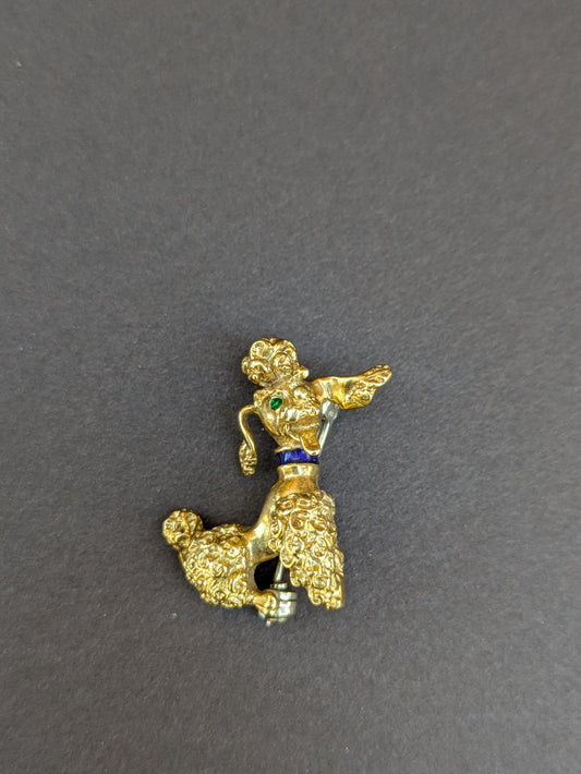 POODLE BROOCH WITH ENAMEL ACCENTS IN 18K