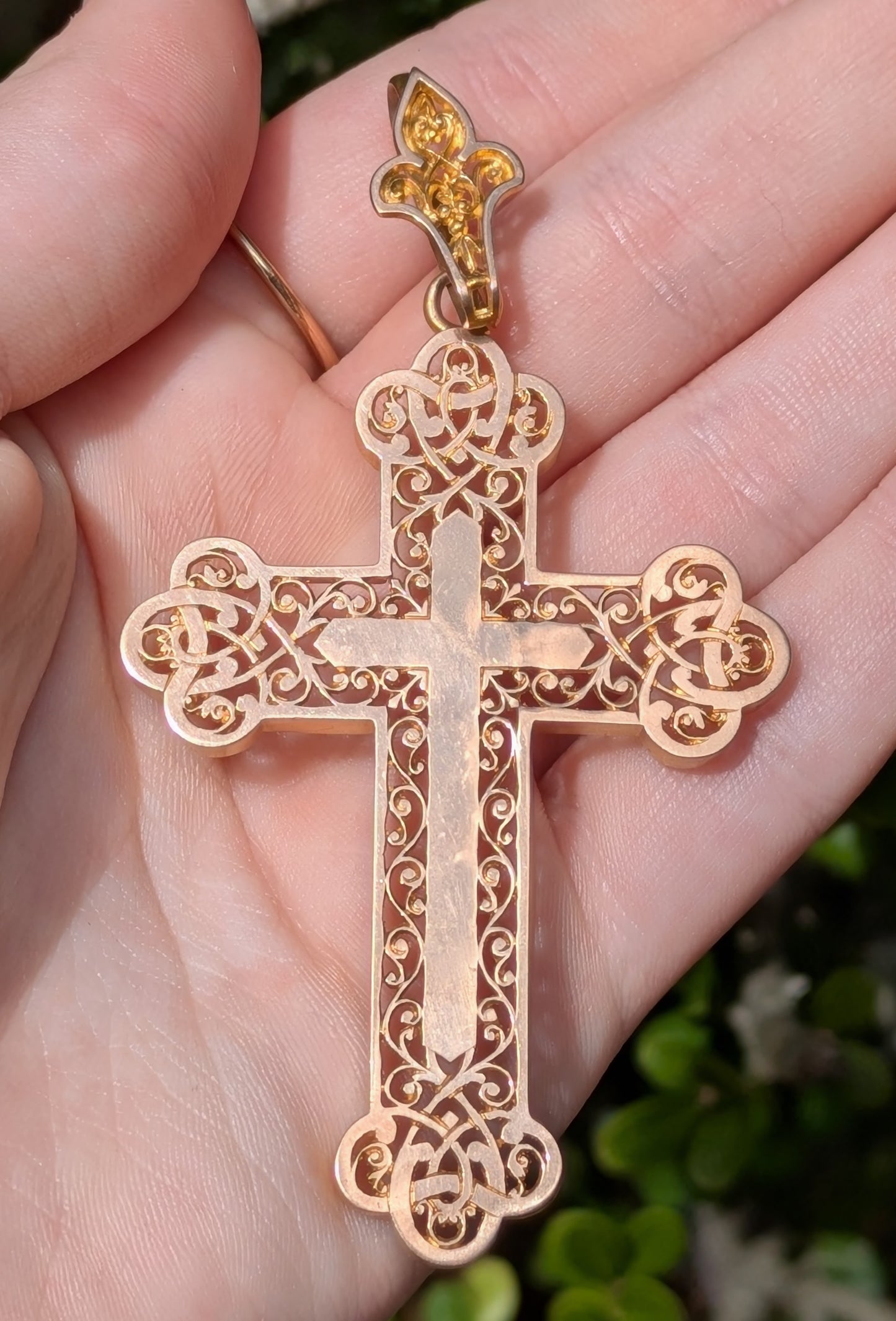 Large 18kt Cross Open Work Style with Orginal Bale
