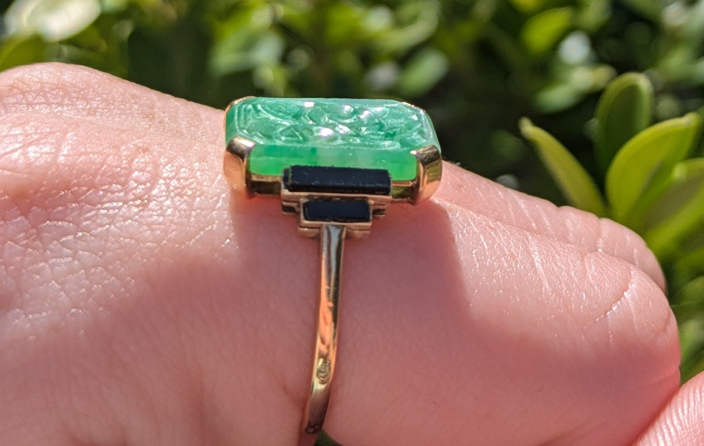 Carved Jade and Onyx Ring- Yellow Gold, External Hallmark 18kt