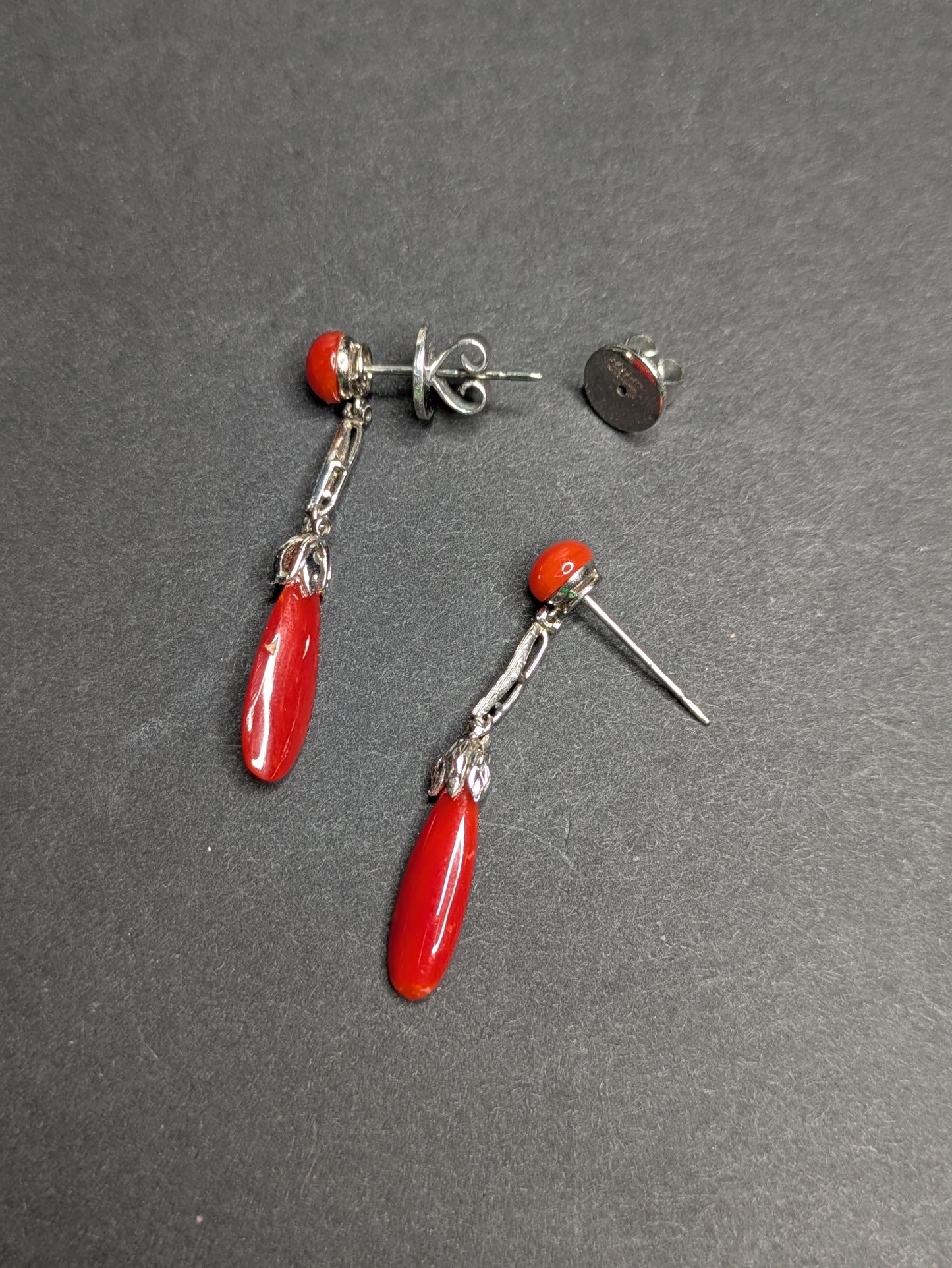 18kt White Gold and Red Coral Dangle Earrings with Diamond Details