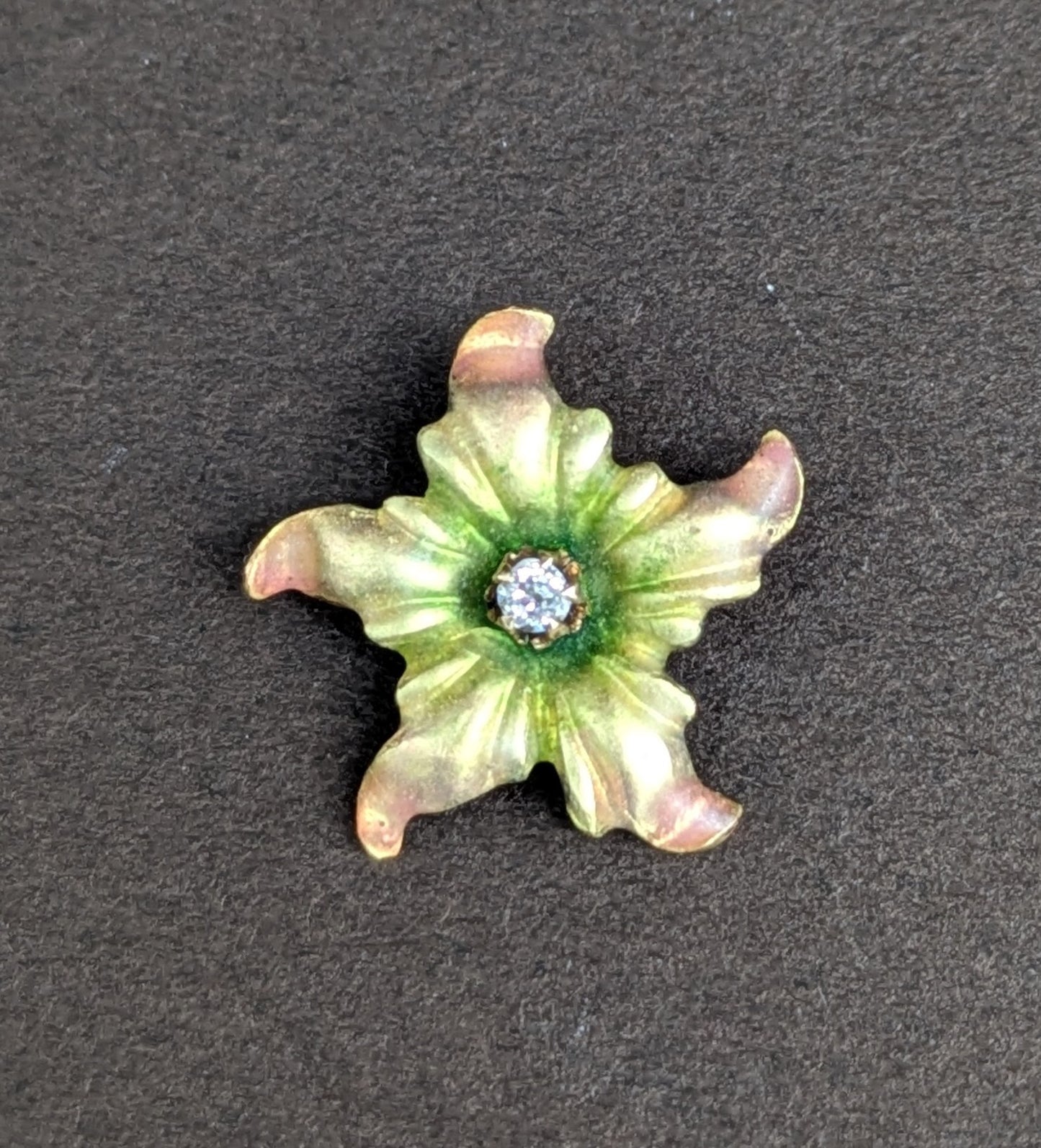 10kt Enamel & Diamond Flower