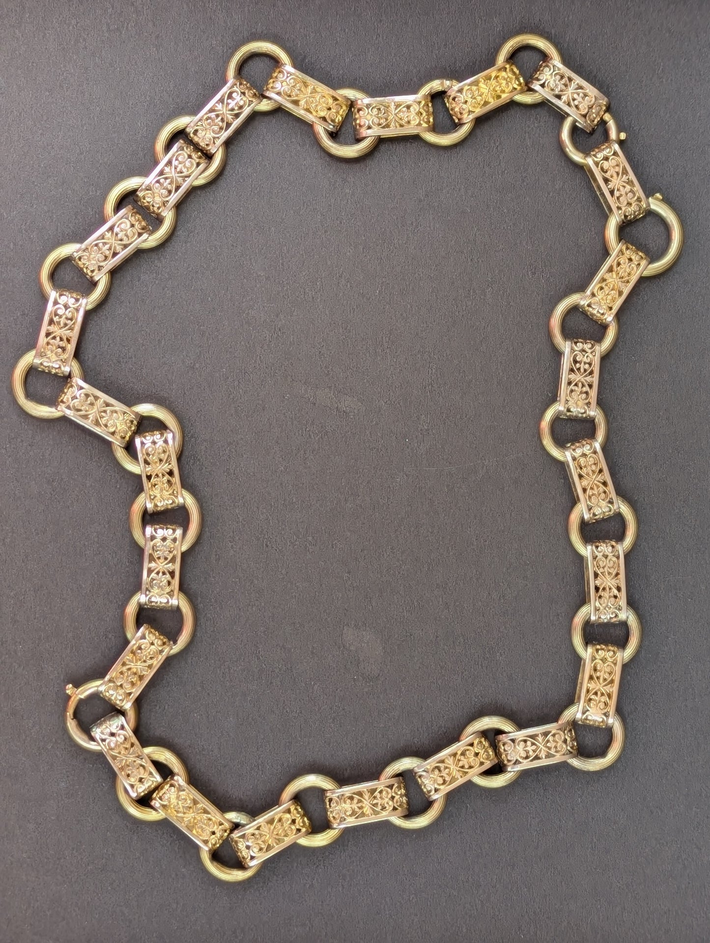 18kt Open Work Book Chain with 3 Bolt Rings