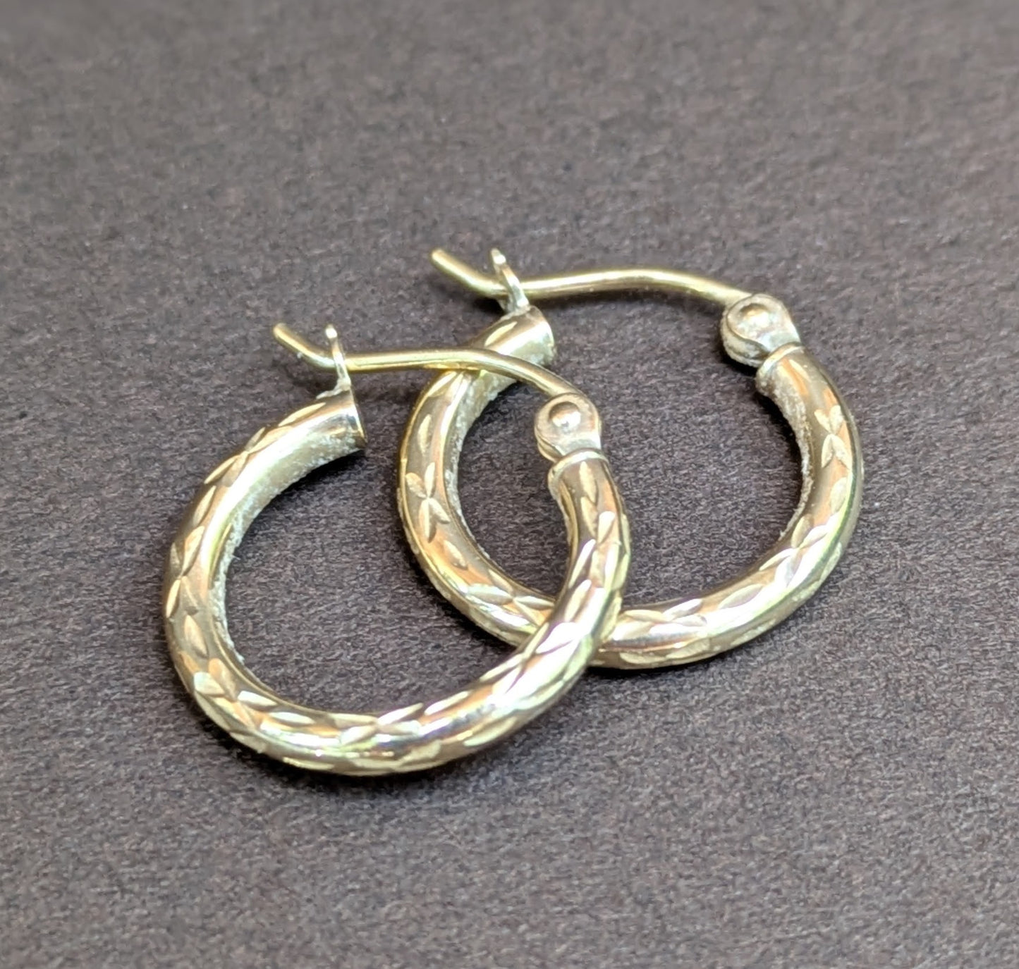10kt Yellow Gold "Wood Grain" Hoops