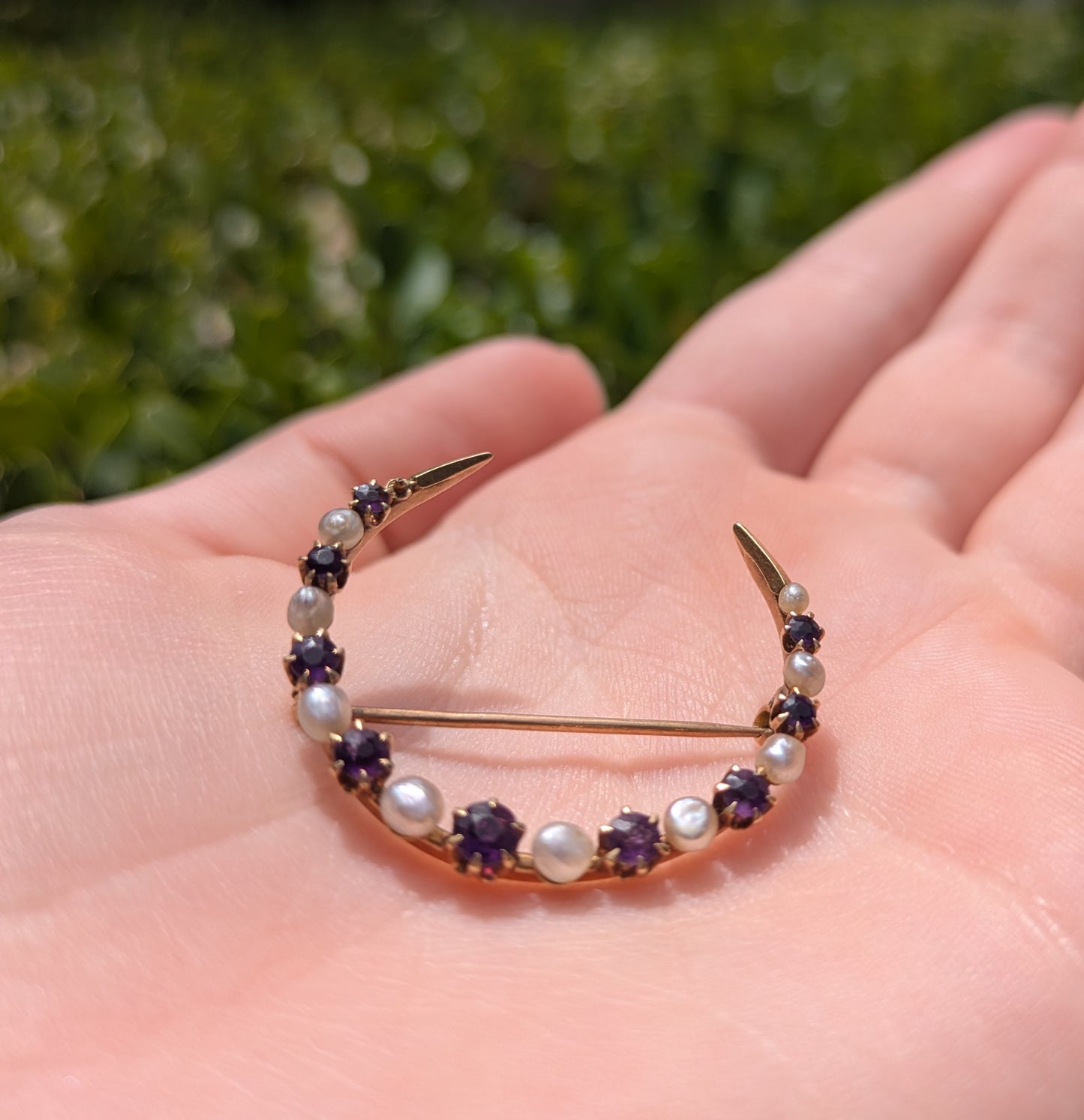 14kt Pearl and Amethyst Cresent Brooch