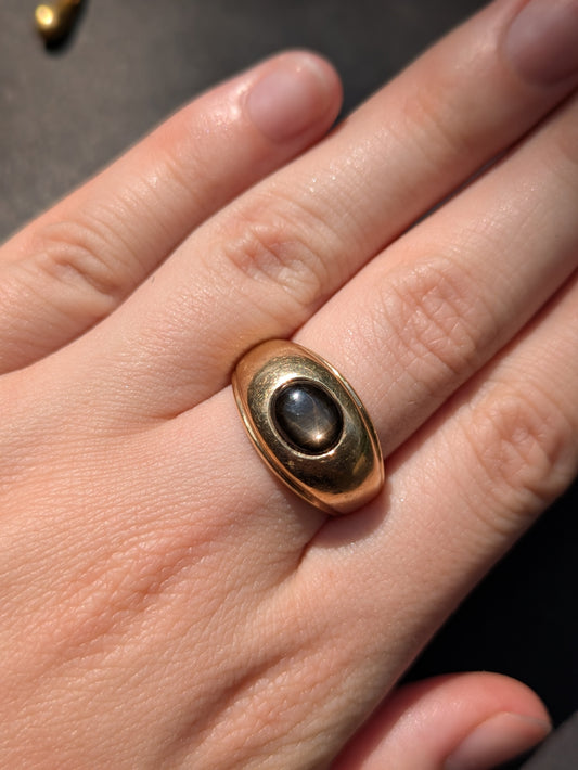 14kt 1960's Cat's Eye Signet Ring