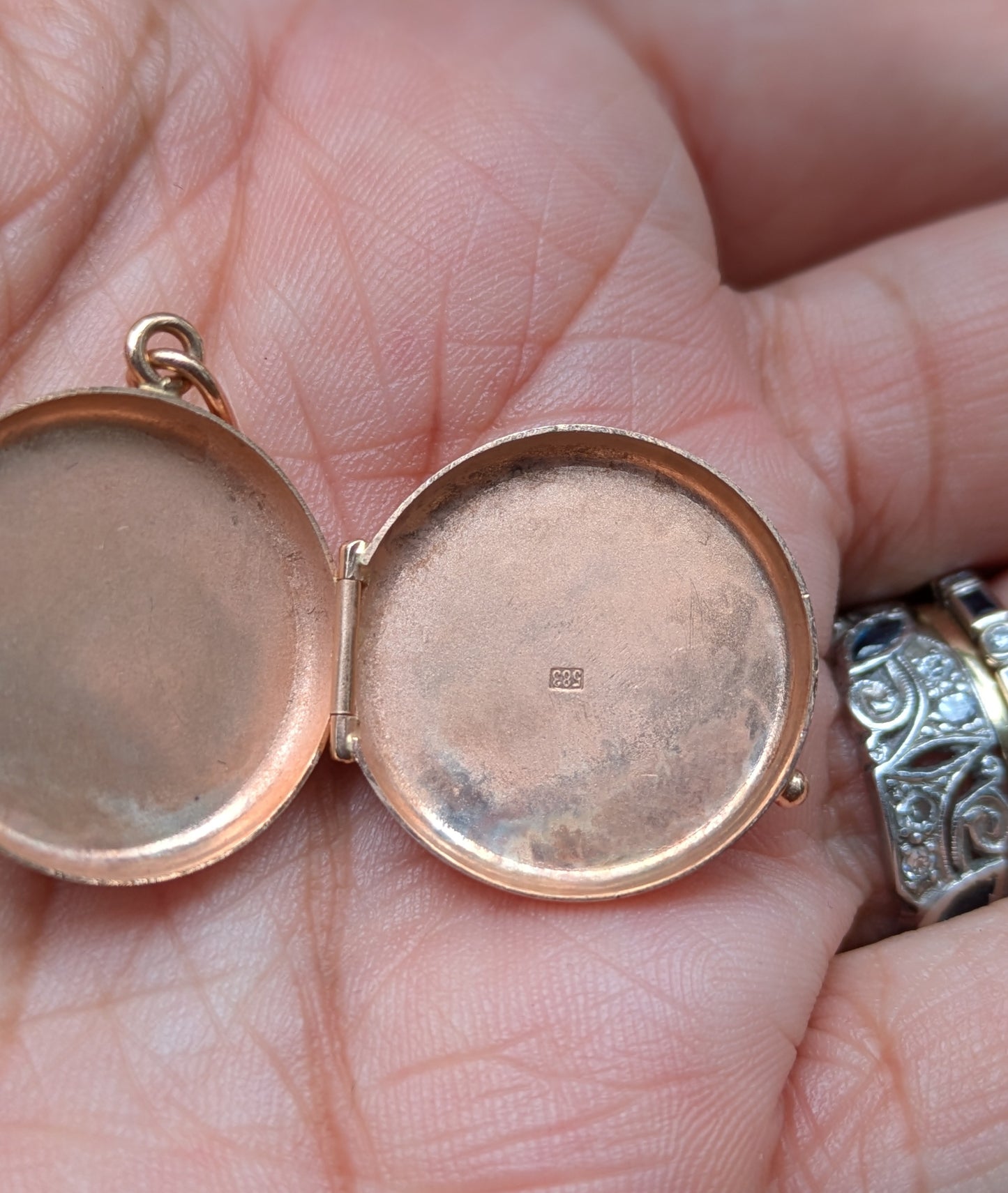 German 14k Engraved Round Locket