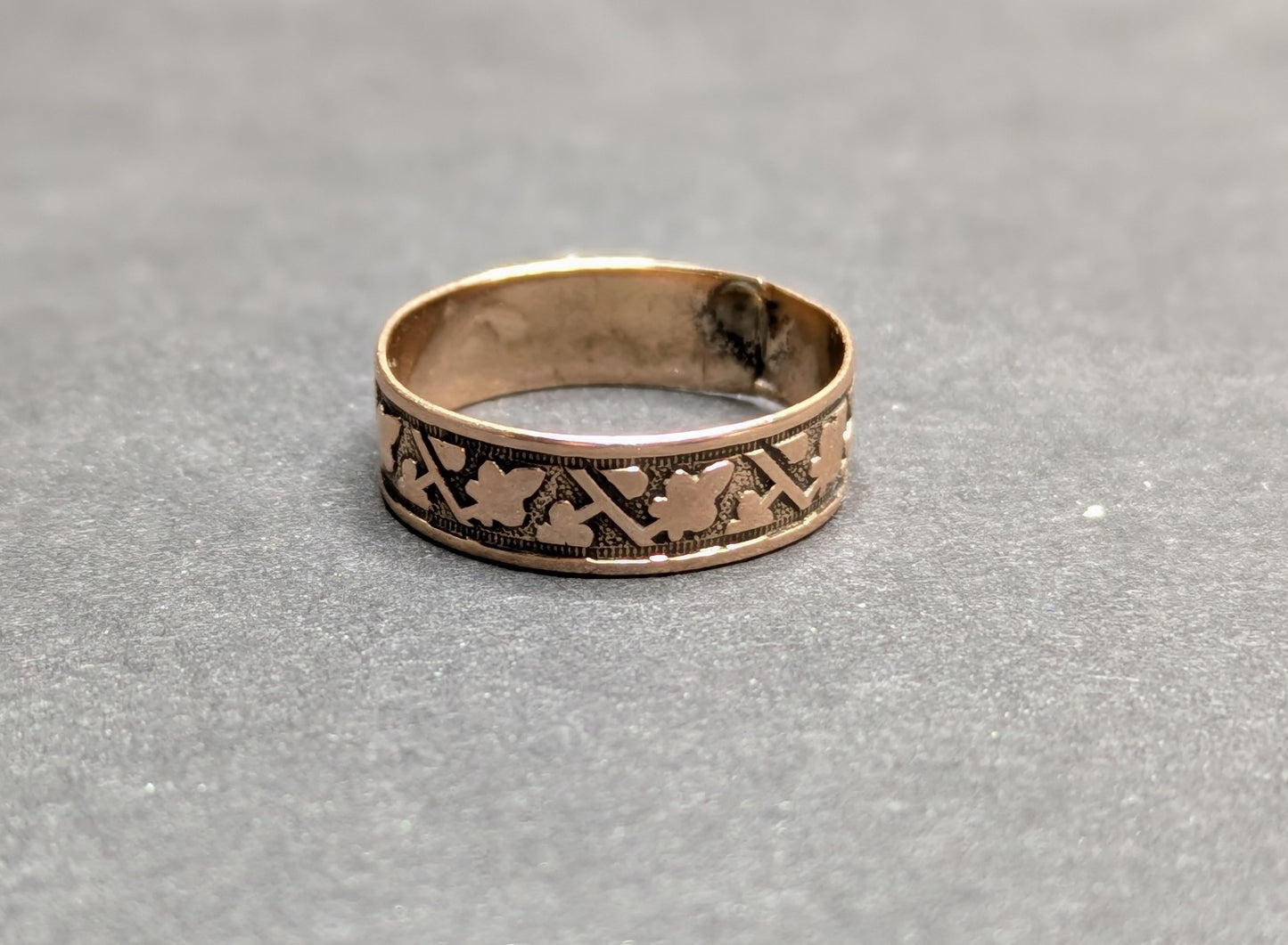 Thin 10k Rose Gold Cigar Band with Floral Engraving