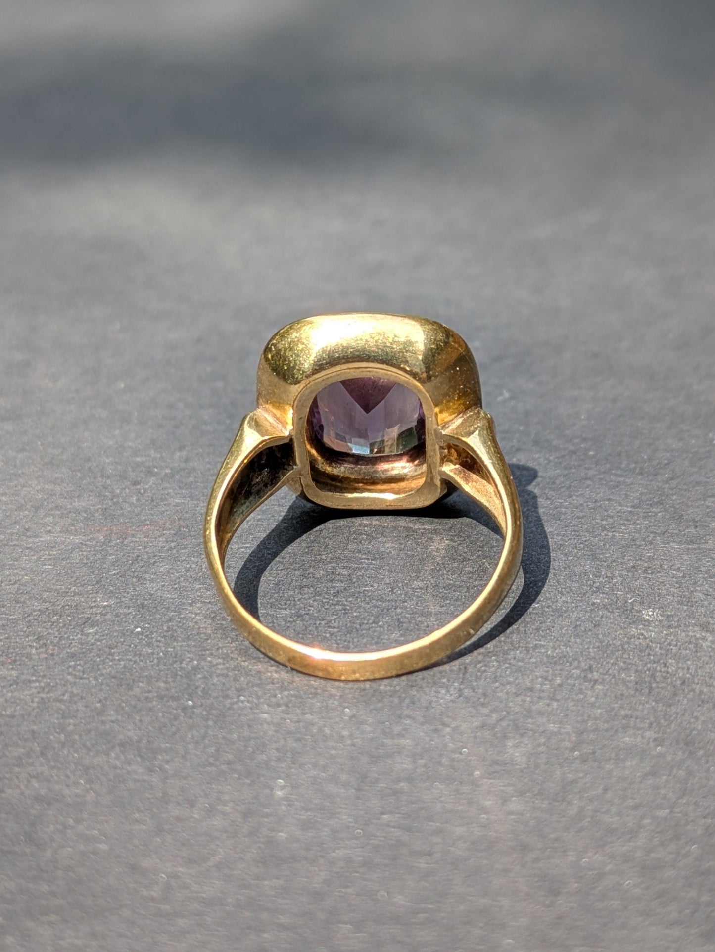 German 8kt Amethyst Ring