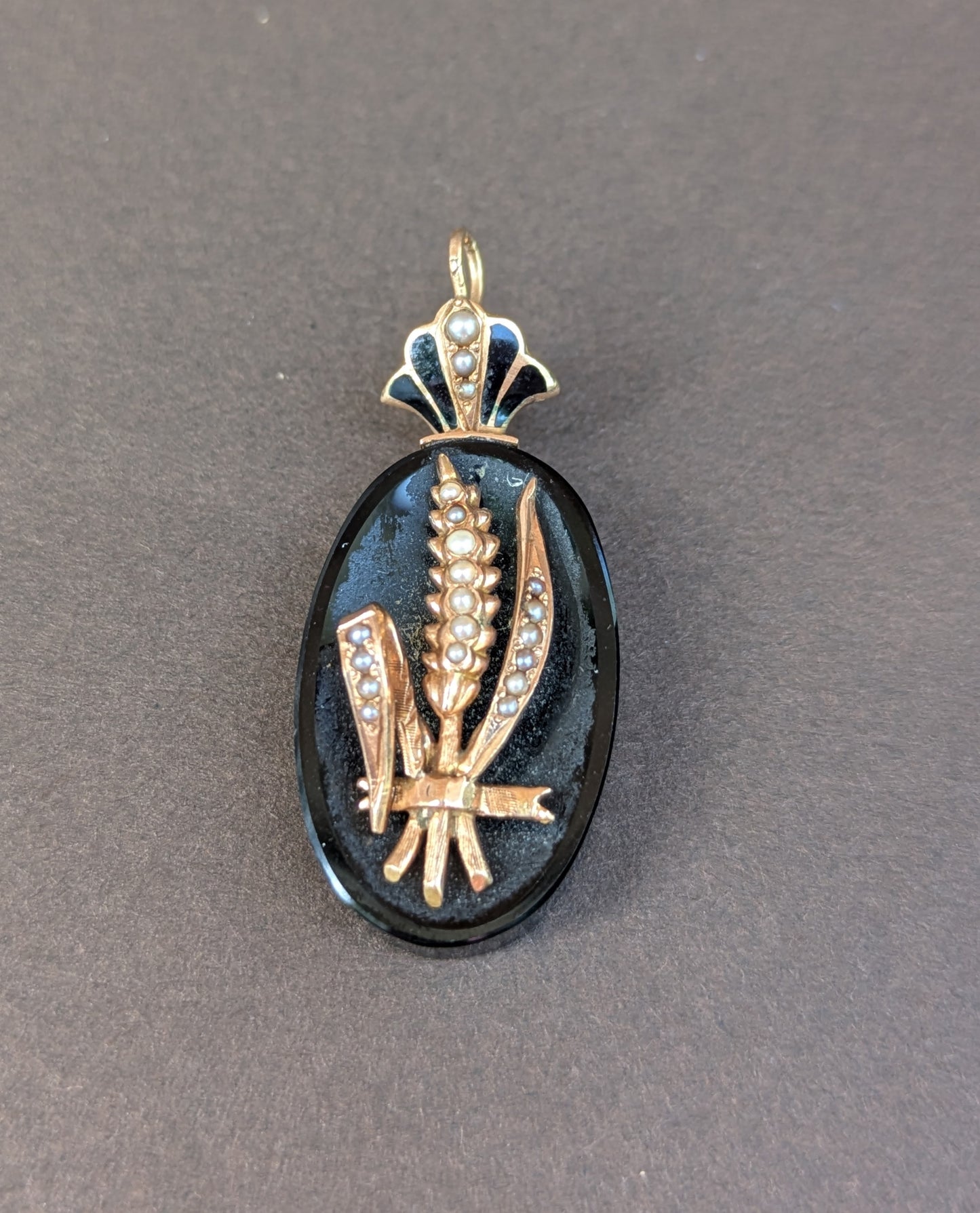 14kt Seed Pearl & Onyx Wheat Shaft Pendant
