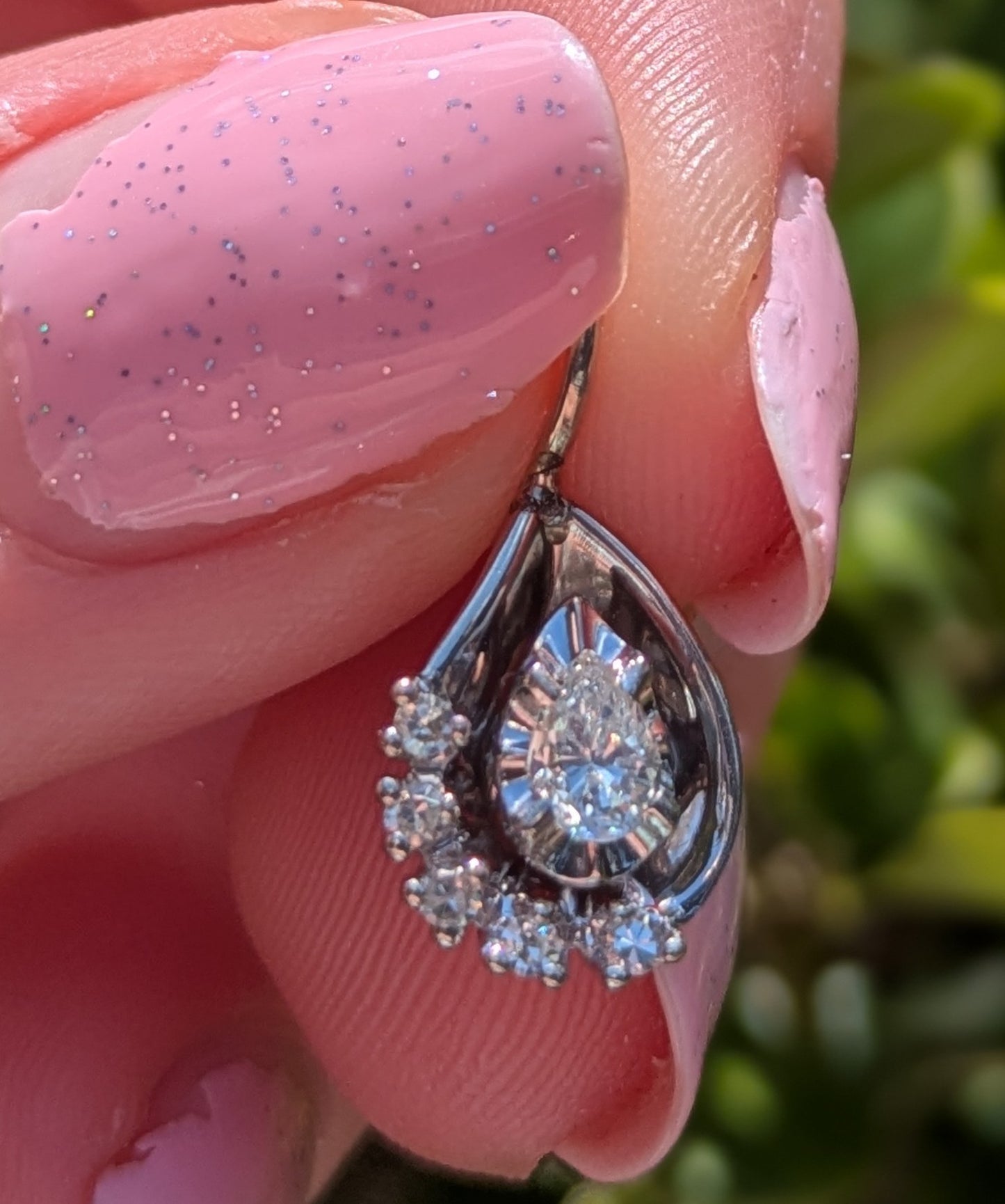 4 Round Pear-Shaped White Gold 14kt Pendant Conversion