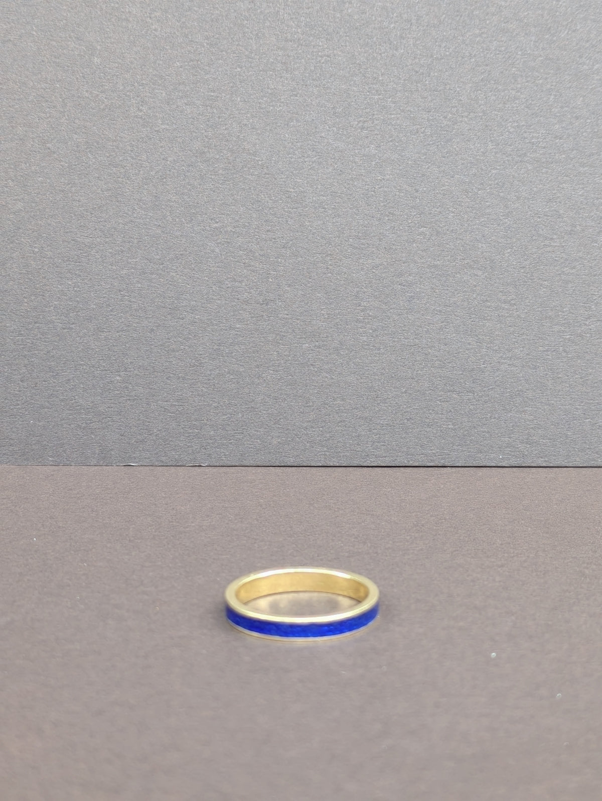 18kt Yellow Gold With Cobalt BLue Enamel Band