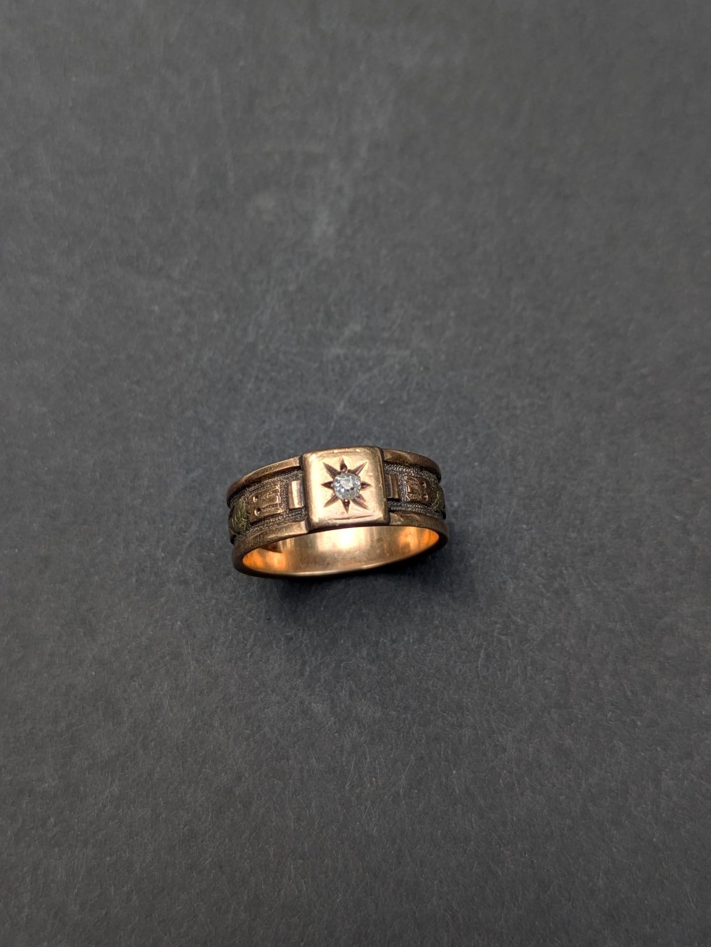 14kt 3 colored Gold Cigar Band with Mine Cut Diamond
