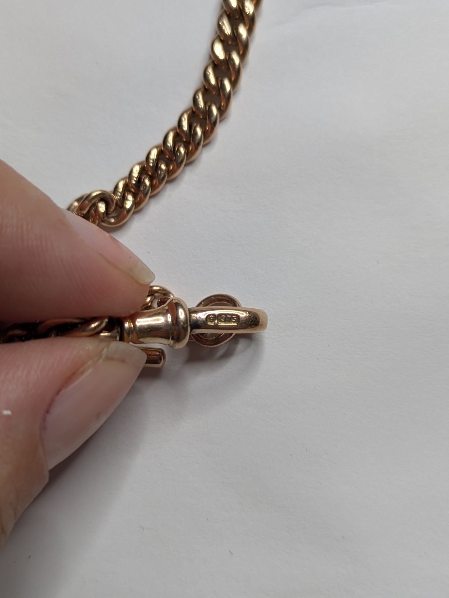 9k Graduated Curb English Watch Chain with T Bar and Dog Clip