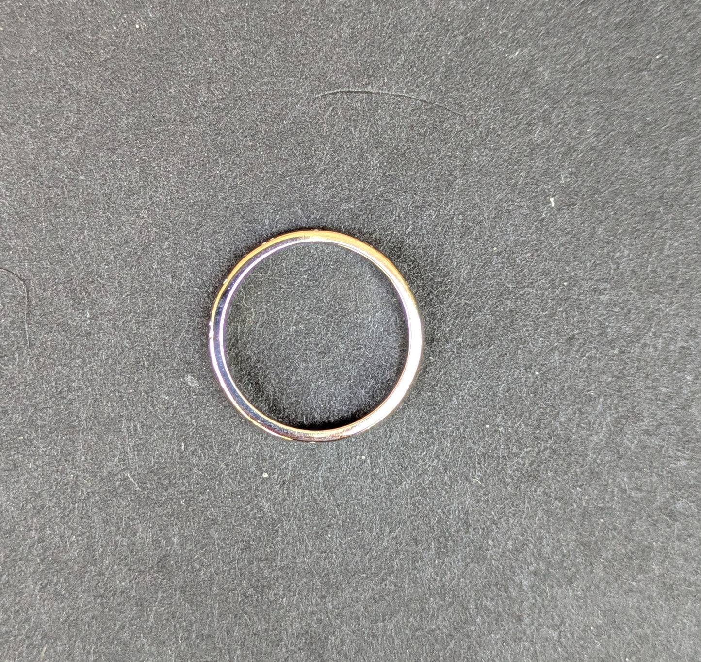 18k Thin White Gold Floral Engraved Band