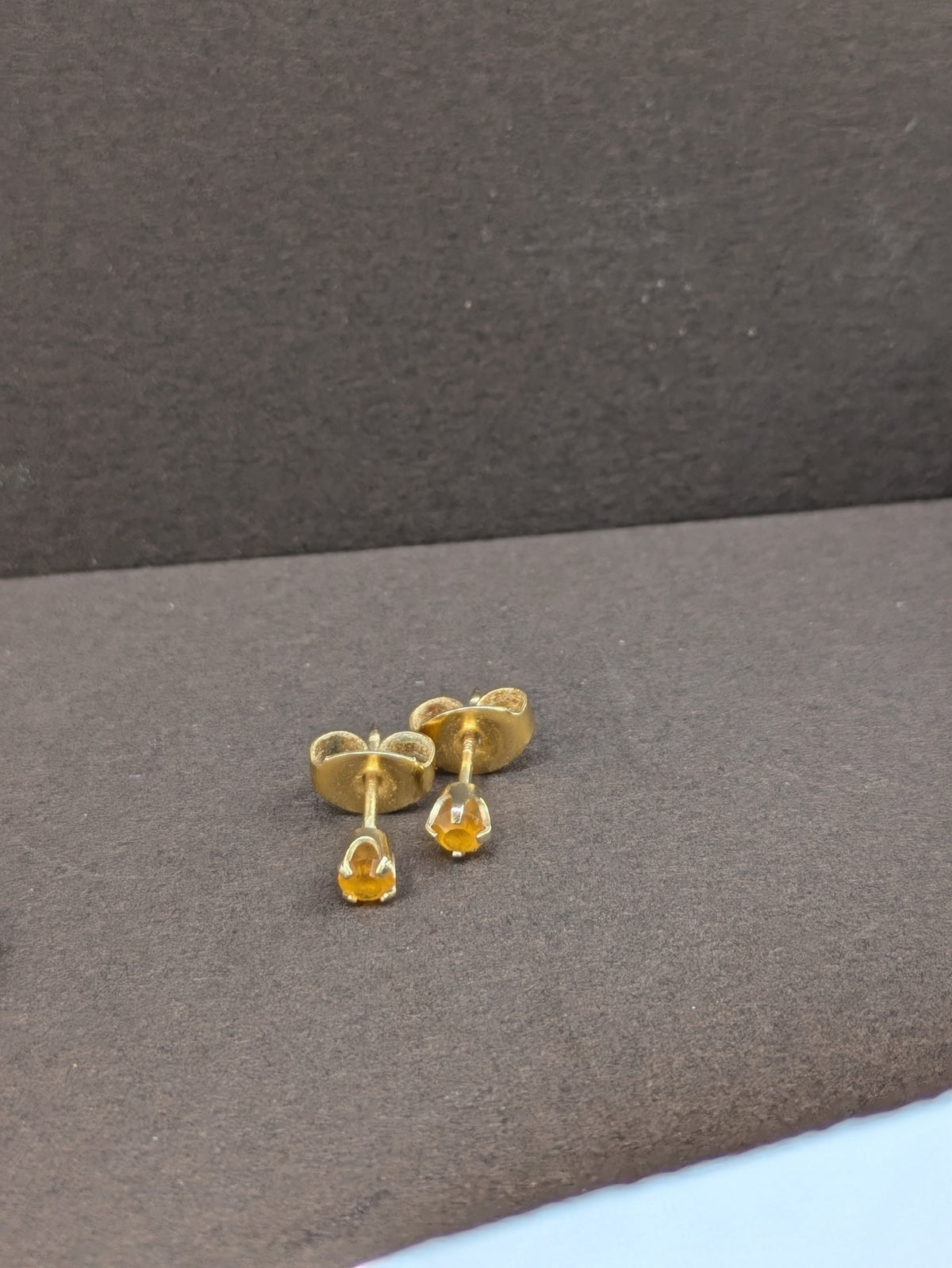 14kt Citrine Stud Earrings