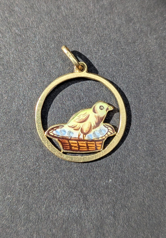 18kt Enamel Baby Chick in Basket Disk Charm