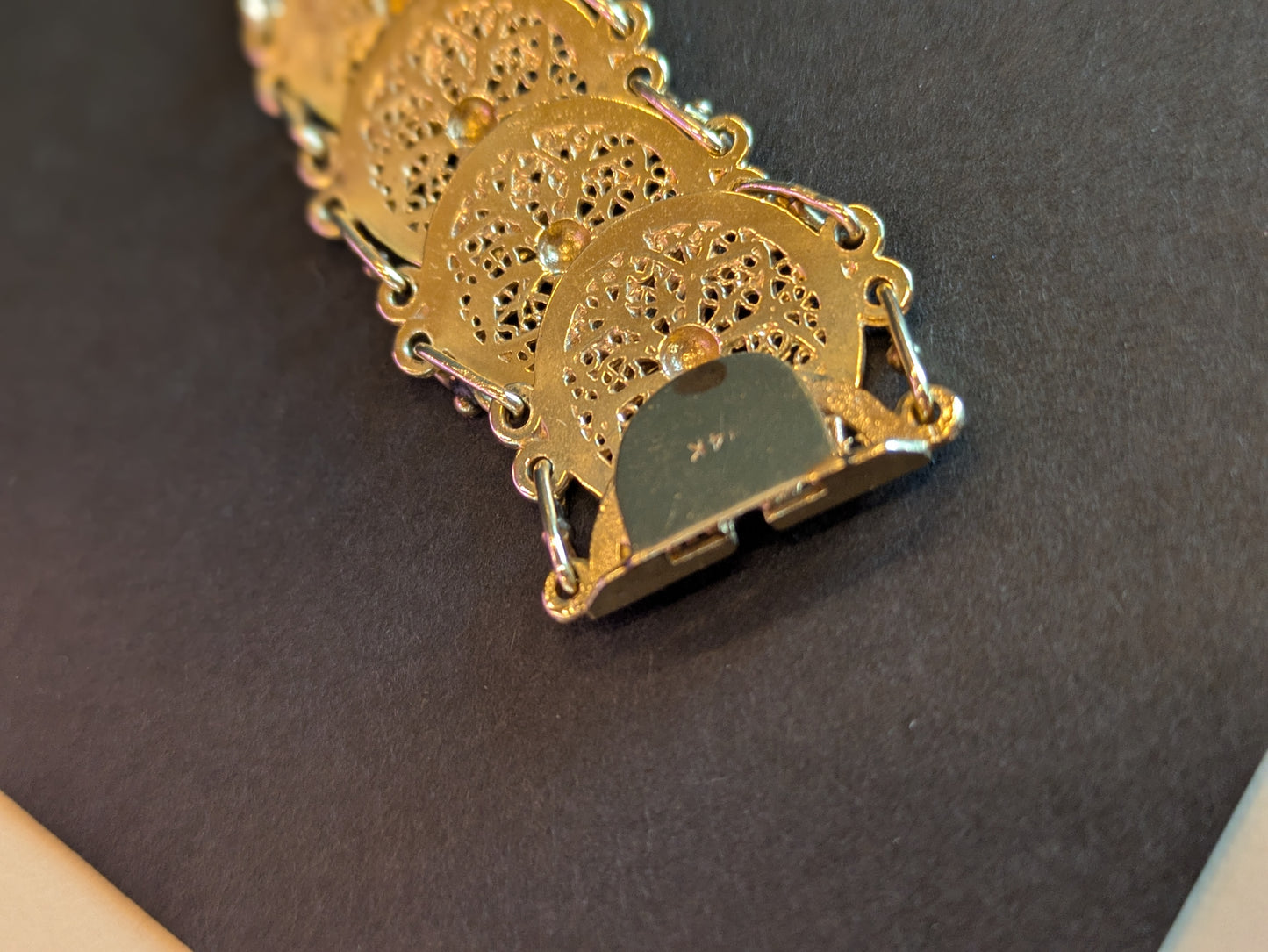 14kt Lace Work Disc Bracelet