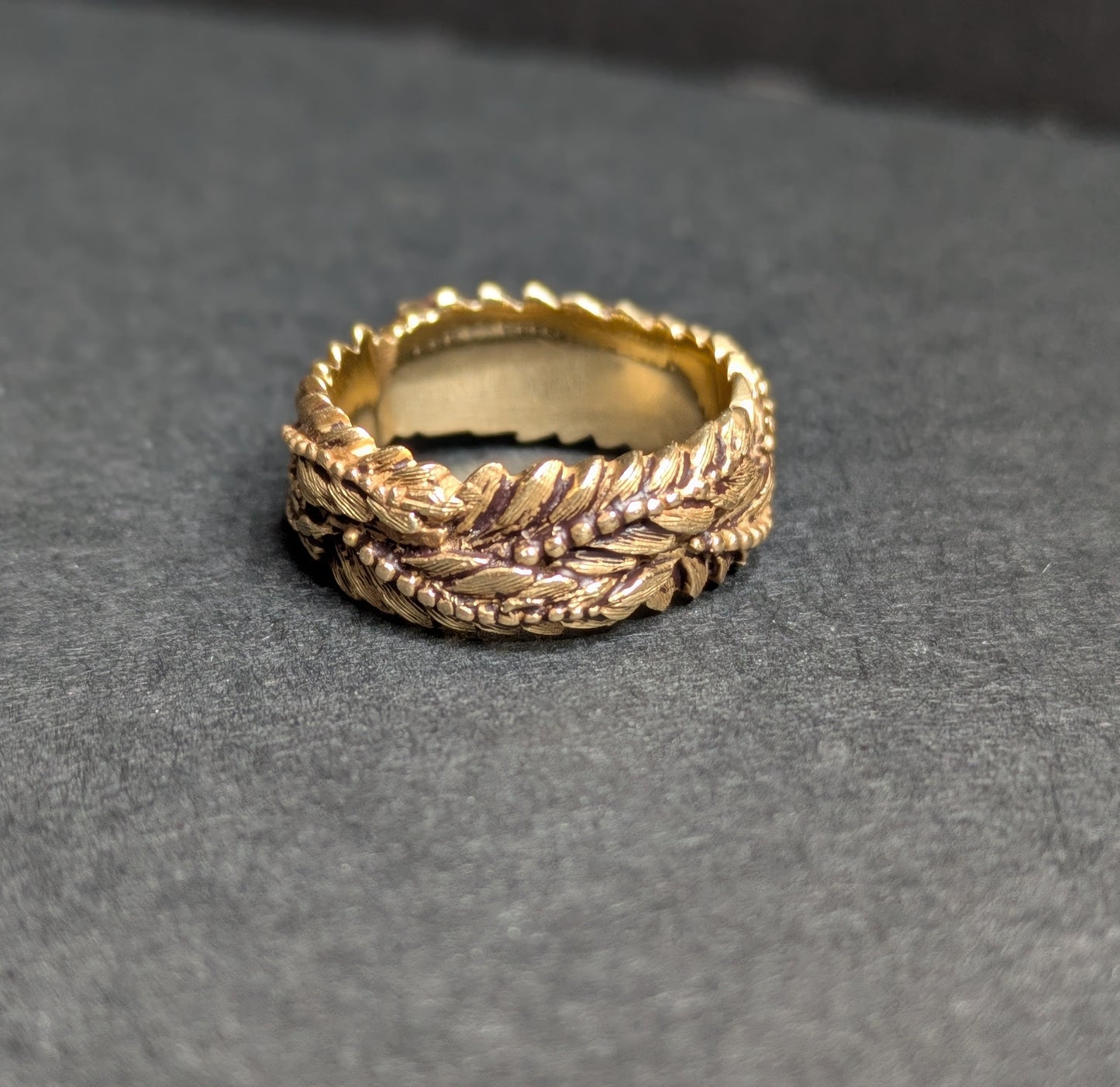 14k Heavy Leaf Band