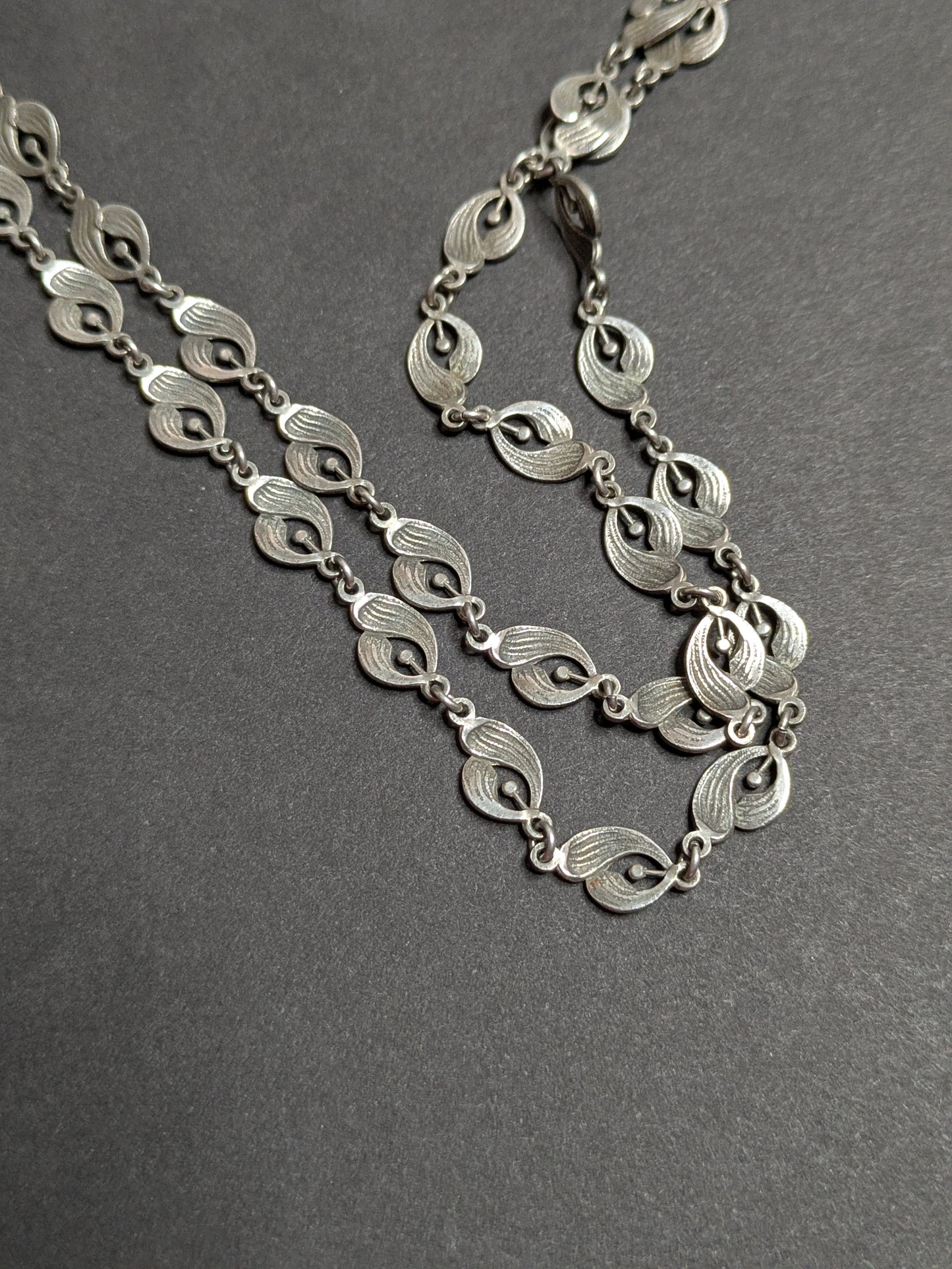 Art Nouveau Silver Long Guard Chain