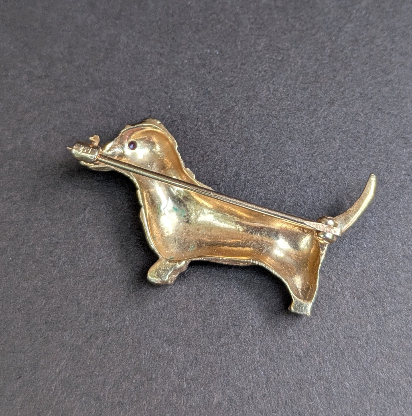 Ruby Eyed 14kt Dachshund Brooch