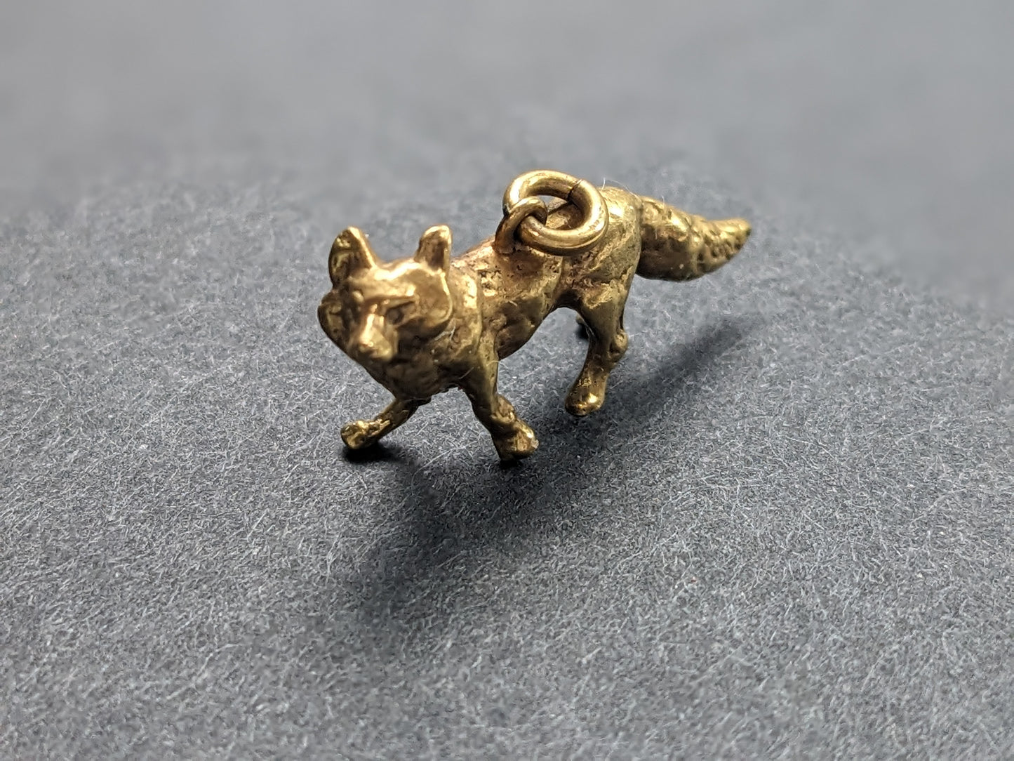 14k Fox charm