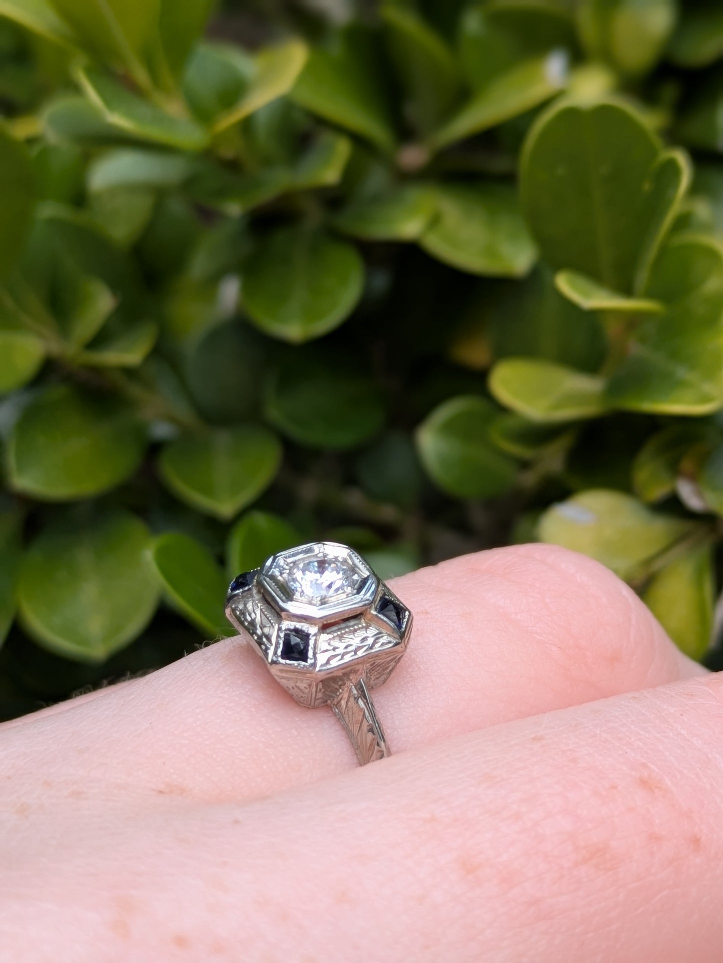 18kt White Gold Illusion Mounted Diamond Ring with French Cut Sapphires