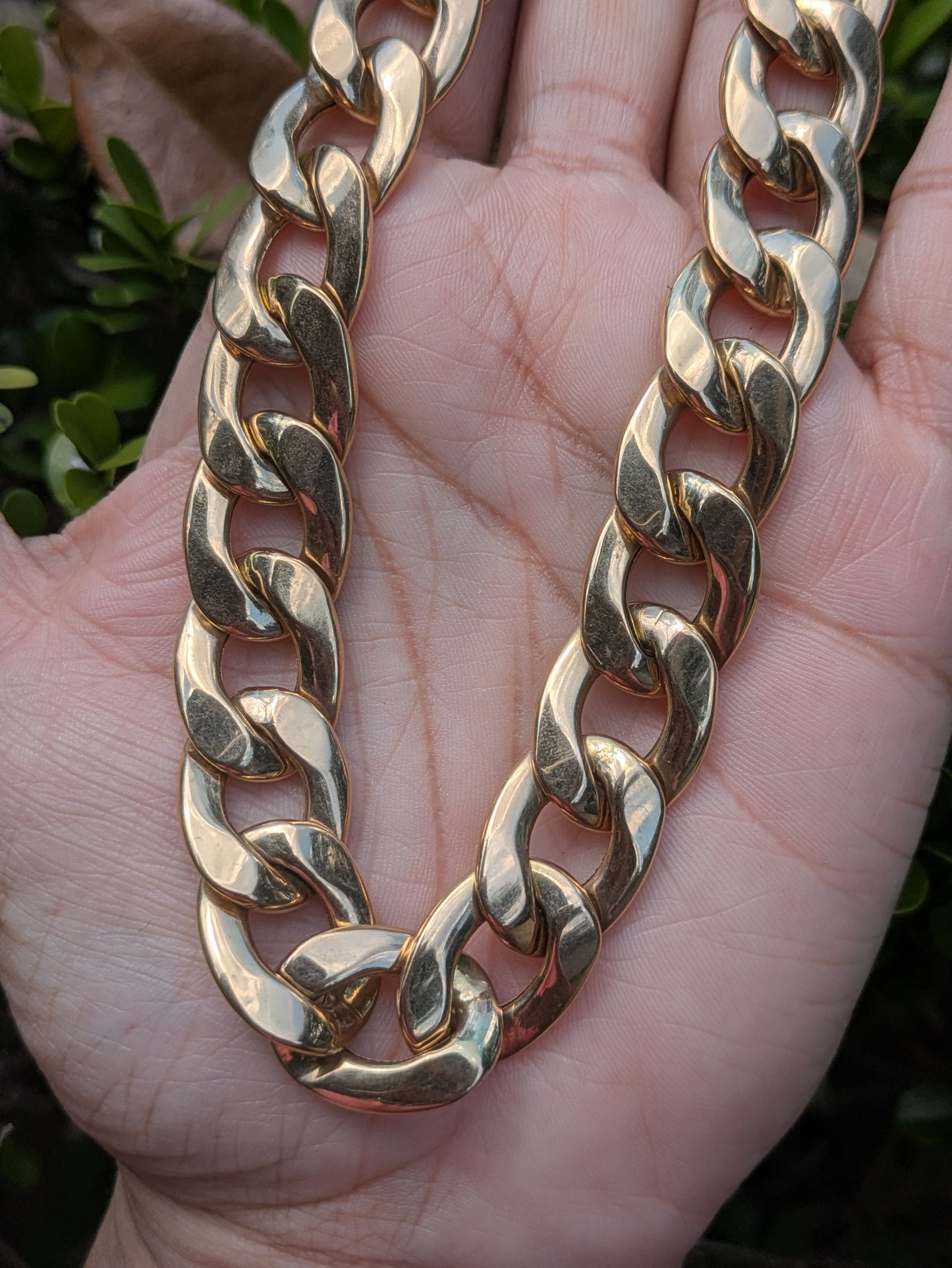 UnoAErre 14kt Wide Flat Curb Chain with Hidden Clasp