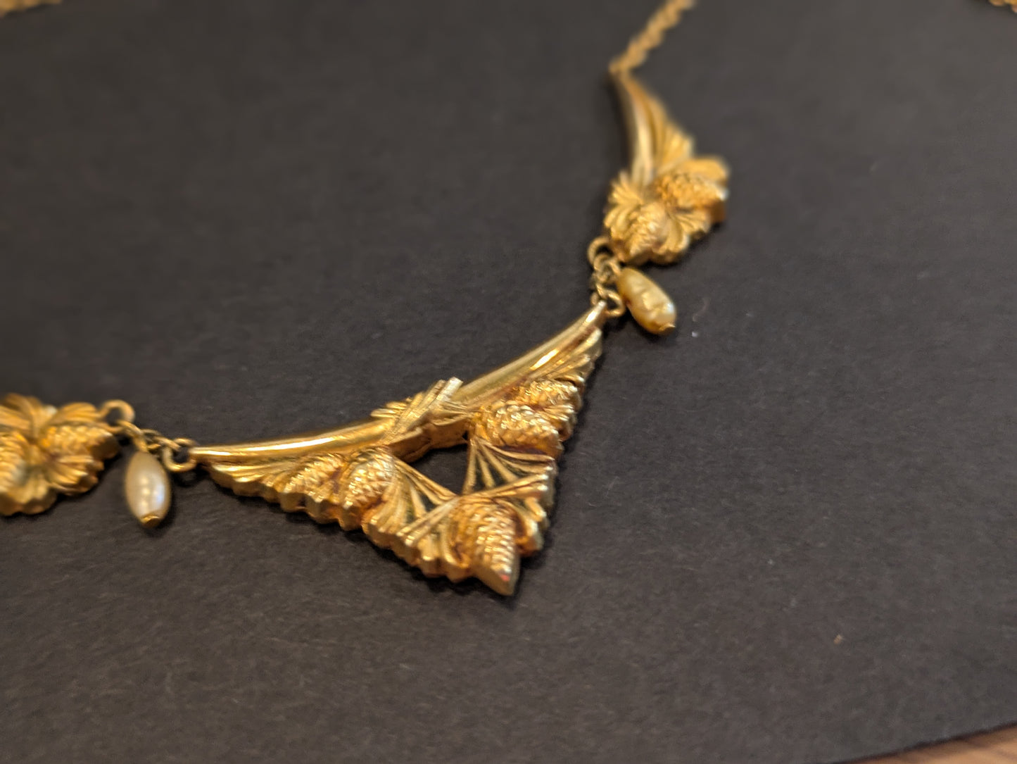 14k German Jugendstil Pinecone Paneled Necklace