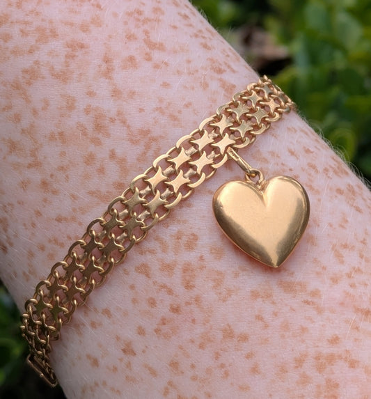 18kt Scandinavian Bracelet with Puffy Heart