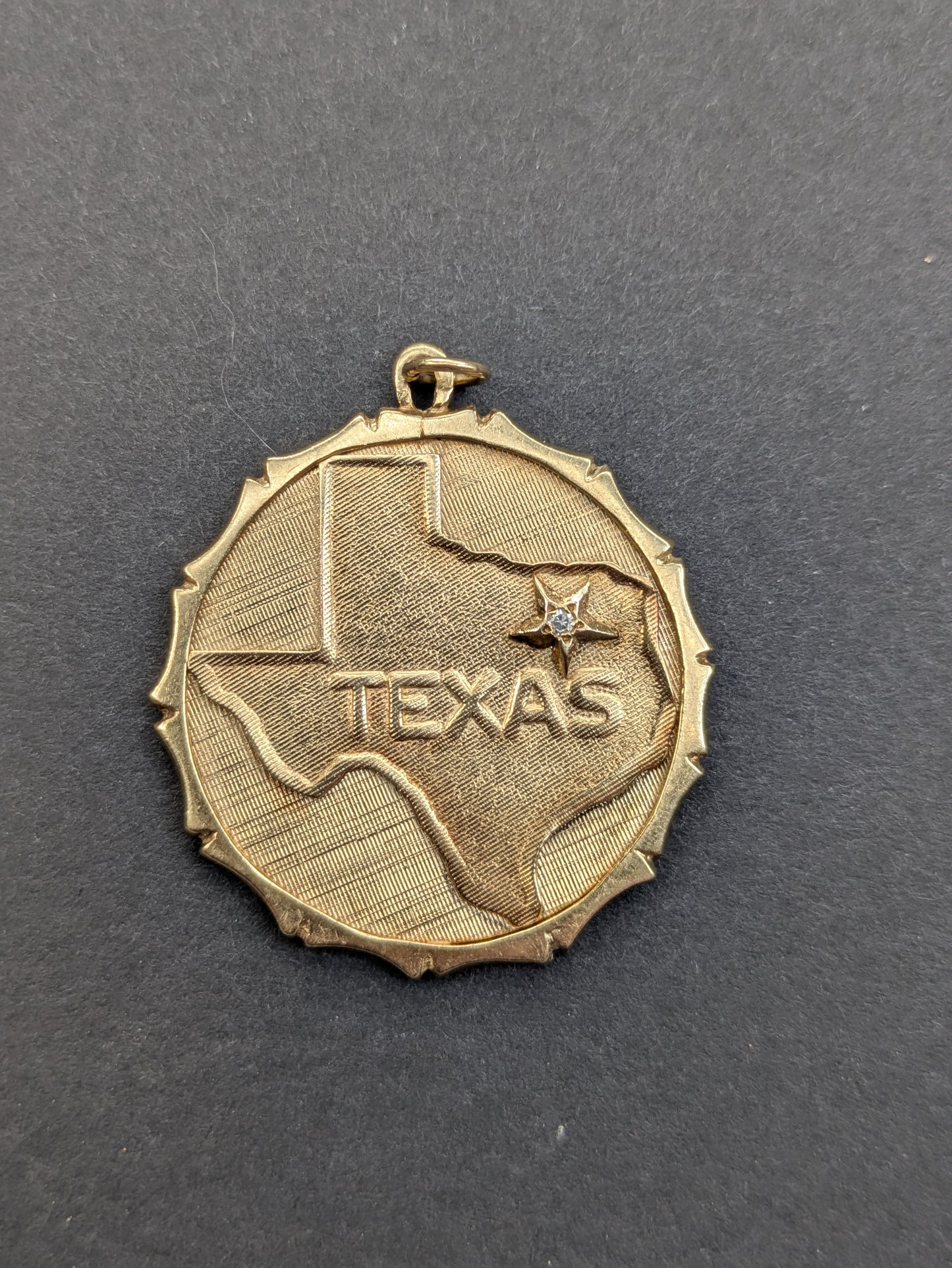 14k Large Vintage Texas Disk Pendant with Diamond